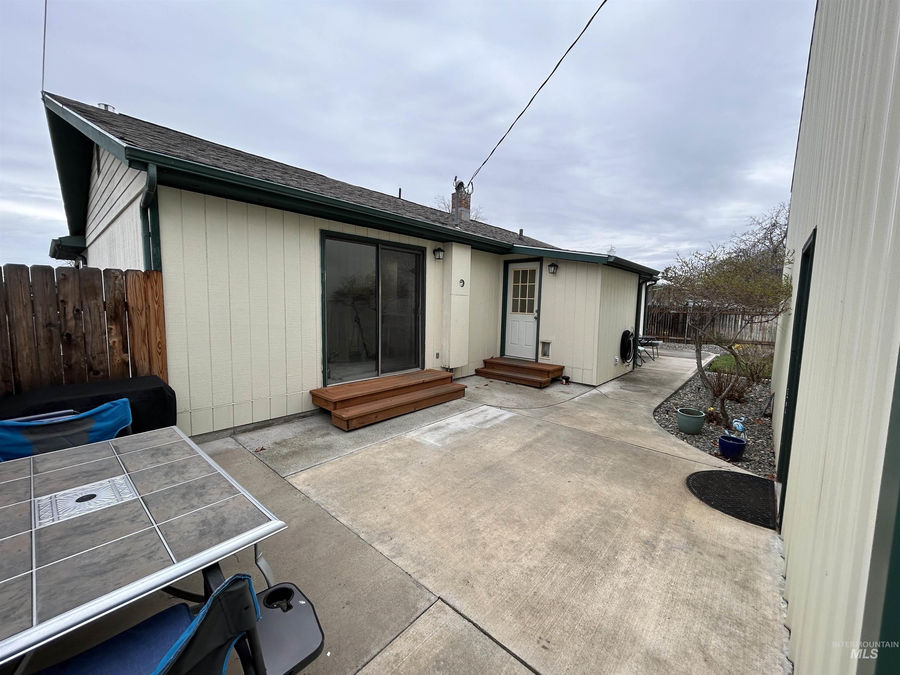 1220 4th St, Clarkston, Washington 99403, 3 Bedrooms, 2 Bathrooms, Residential For Sale, Price $414,900, 98978274