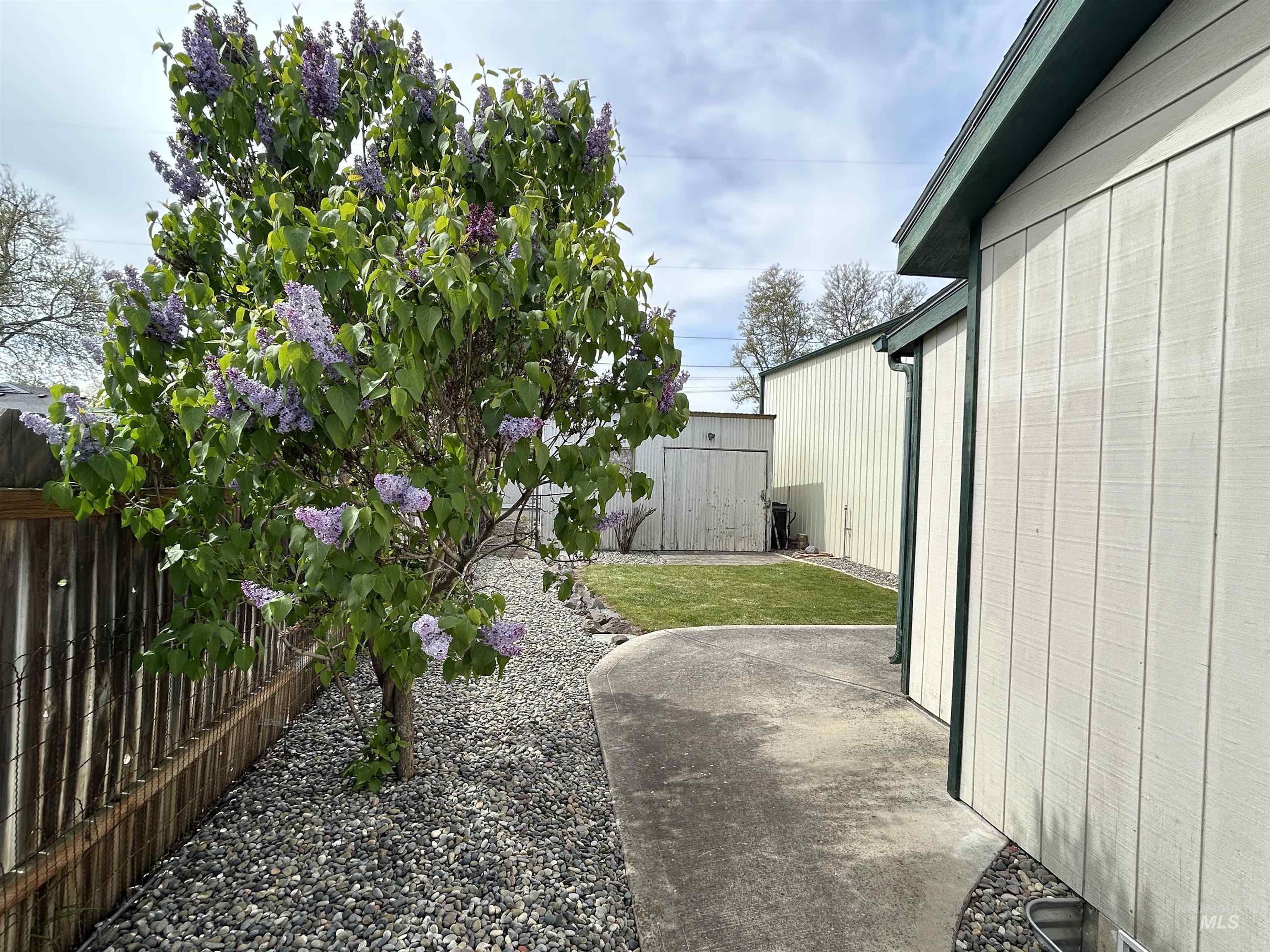 1220 4th St, Clarkston, Washington 99403, 3 Bedrooms, 2 Bathrooms, Residential For Sale, Price $414,900, 98978274