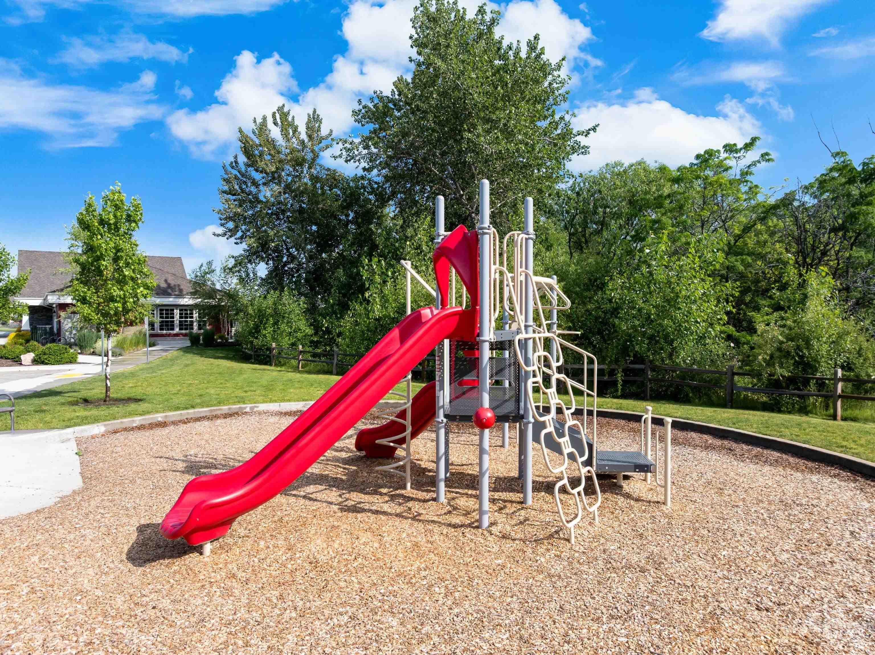 3951 W Farm View Dr, Boise, Idaho 83714, 3 Bedrooms, 2 Bathrooms, Residential For Sale, Price $655,000,MLS 98978277