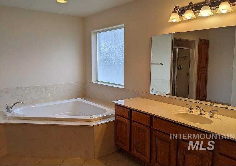 2047 E 2975 S, Wendell, Idaho 83355, 3 Bedrooms, 2 Bathrooms, Residential For Sale, Price $715,000,MLS 98978278