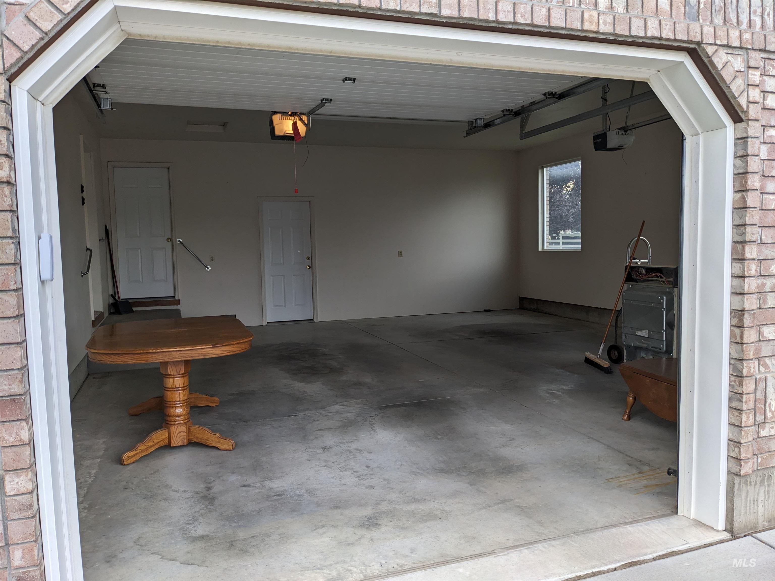 2047 E 2975 S, Wendell, Idaho 83355, 3 Bedrooms, 2 Bathrooms, Residential For Sale, Price $715,000,MLS 98978278