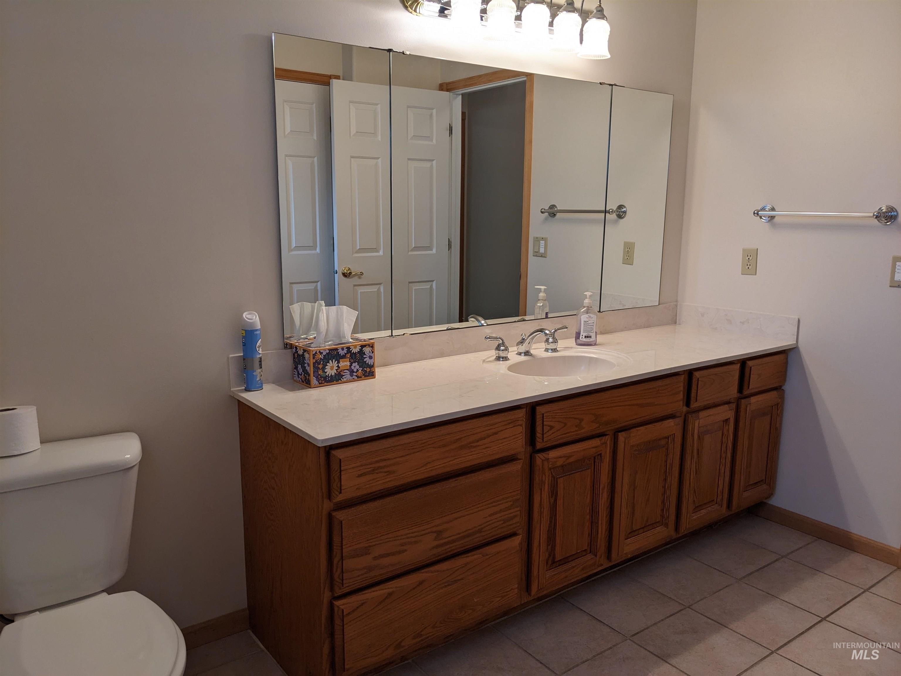 2047 E 2975 S, Wendell, Idaho 83355, 3 Bedrooms, 2 Bathrooms, Residential For Sale, Price $715,000,MLS 98978278