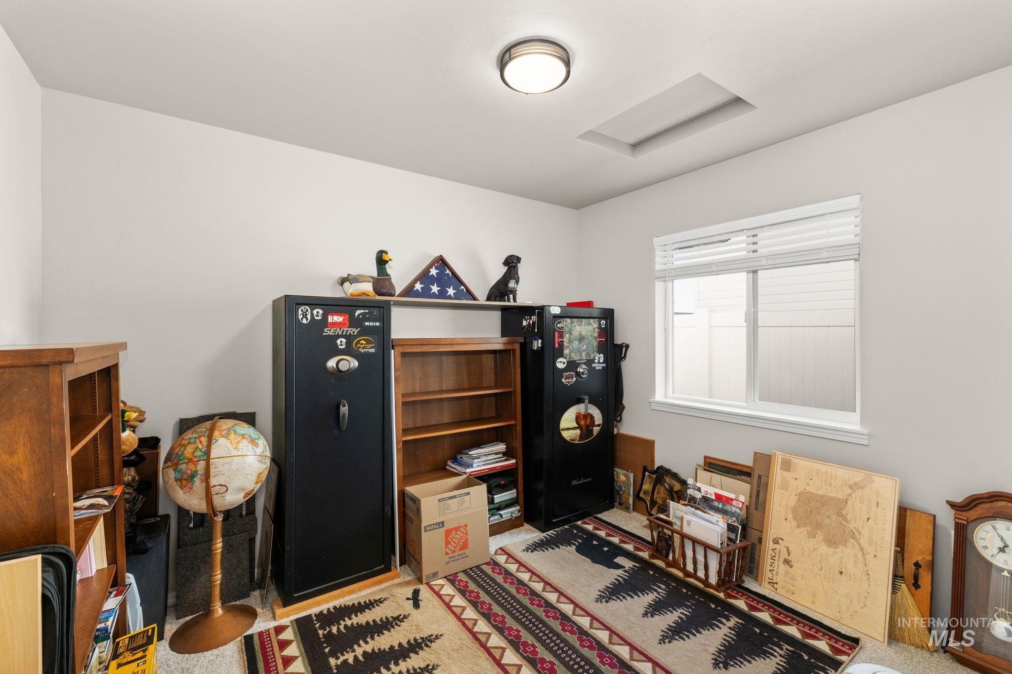 1119 Meadow Lake Loop, Buhl, Idaho 83316, 4 Bedrooms, 2 Bathrooms, Residential For Sale, Price $387,900,MLS 98978281