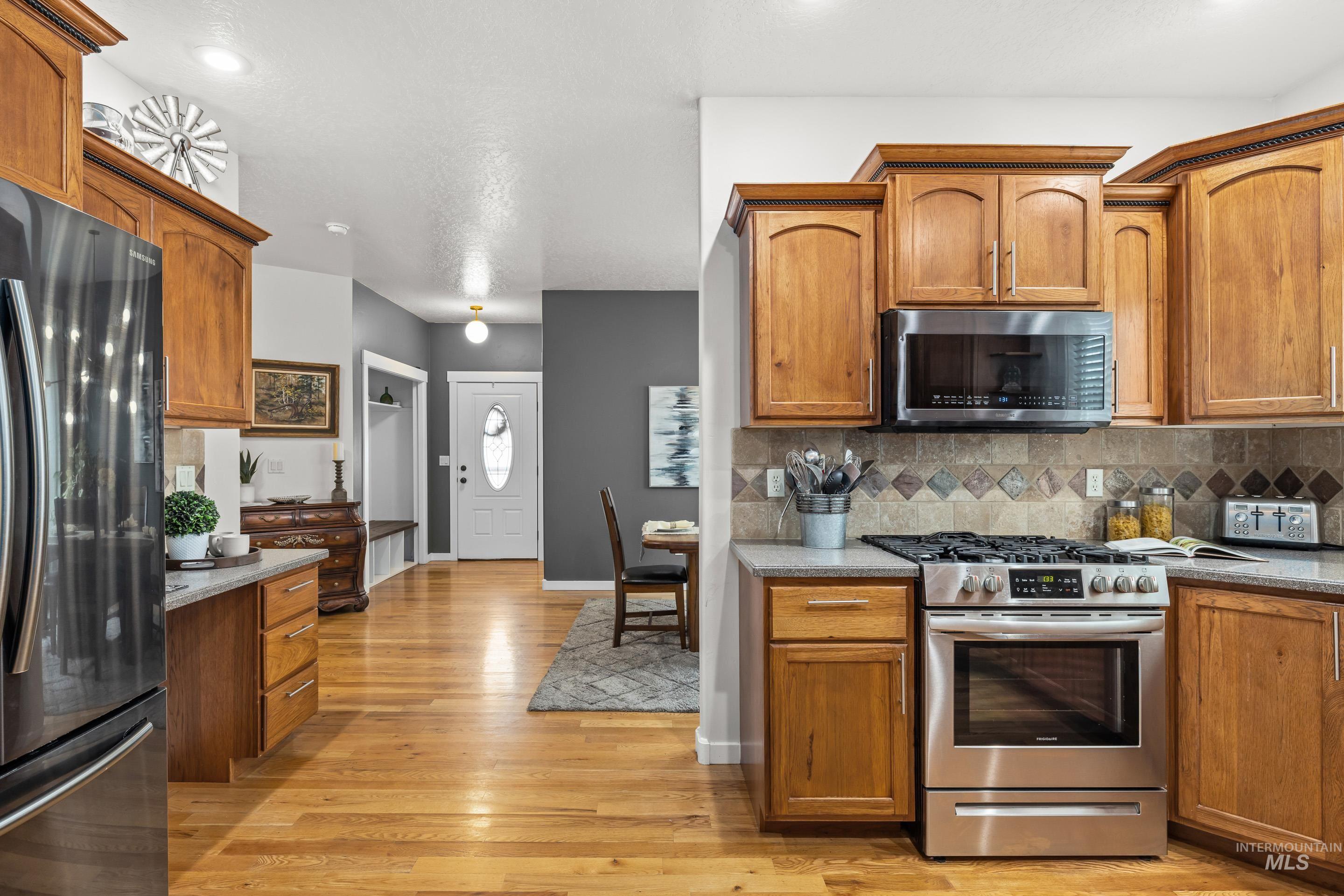 12639 W Huntly Dr., Boise, Idaho 83709-6179, 4 Bedrooms, 3 Bathrooms, Residential For Sale, Price $590,000,MLS 98978283