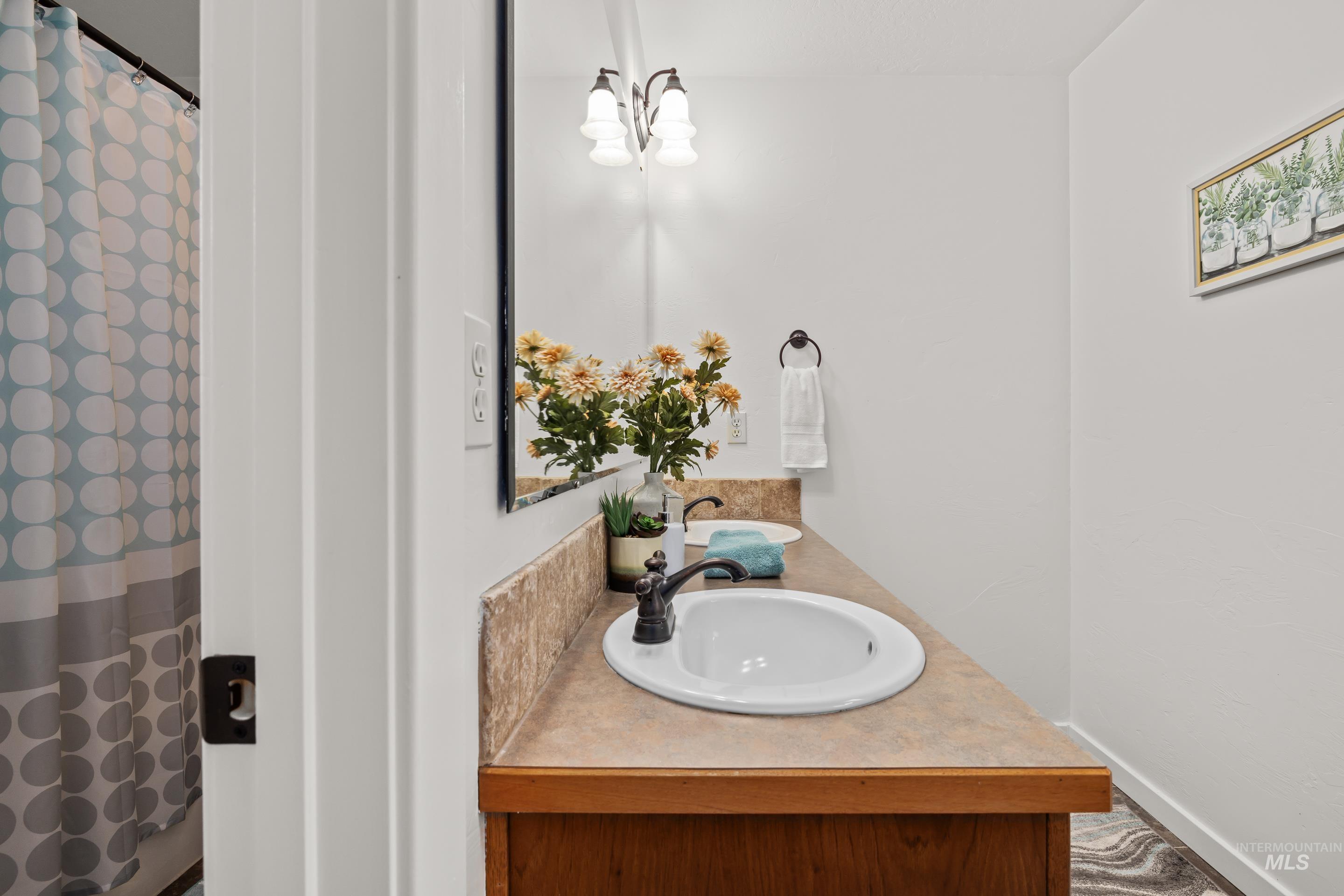 12639 W Huntly Dr., Boise, Idaho 83709-6179, 4 Bedrooms, 3 Bathrooms, Residential For Sale, Price $590,000,MLS 98978283