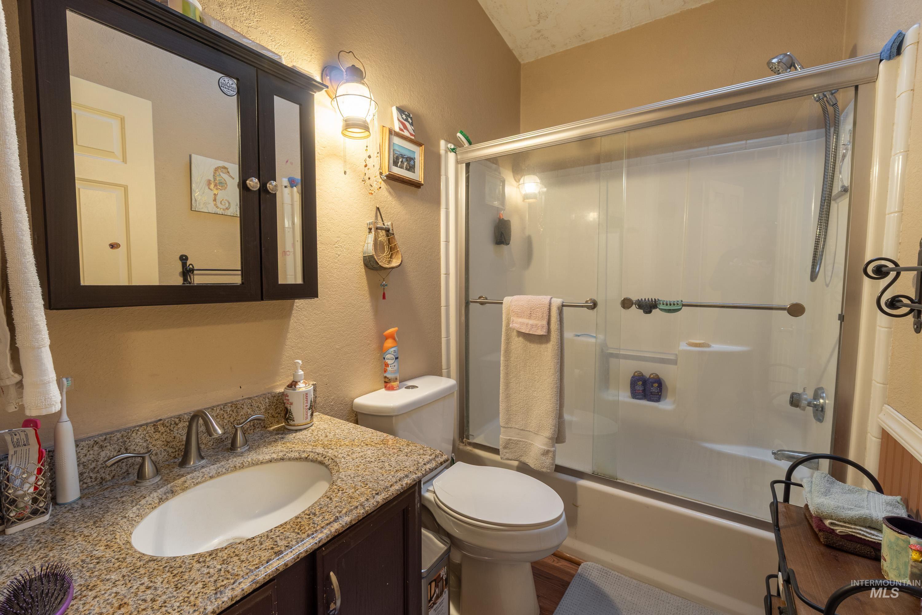 2110 E 3950 N, Filer, Idaho 83328, 3 Bedrooms, 2 Bathrooms, Residential For Sale, Price $749,900,MLS 98978284