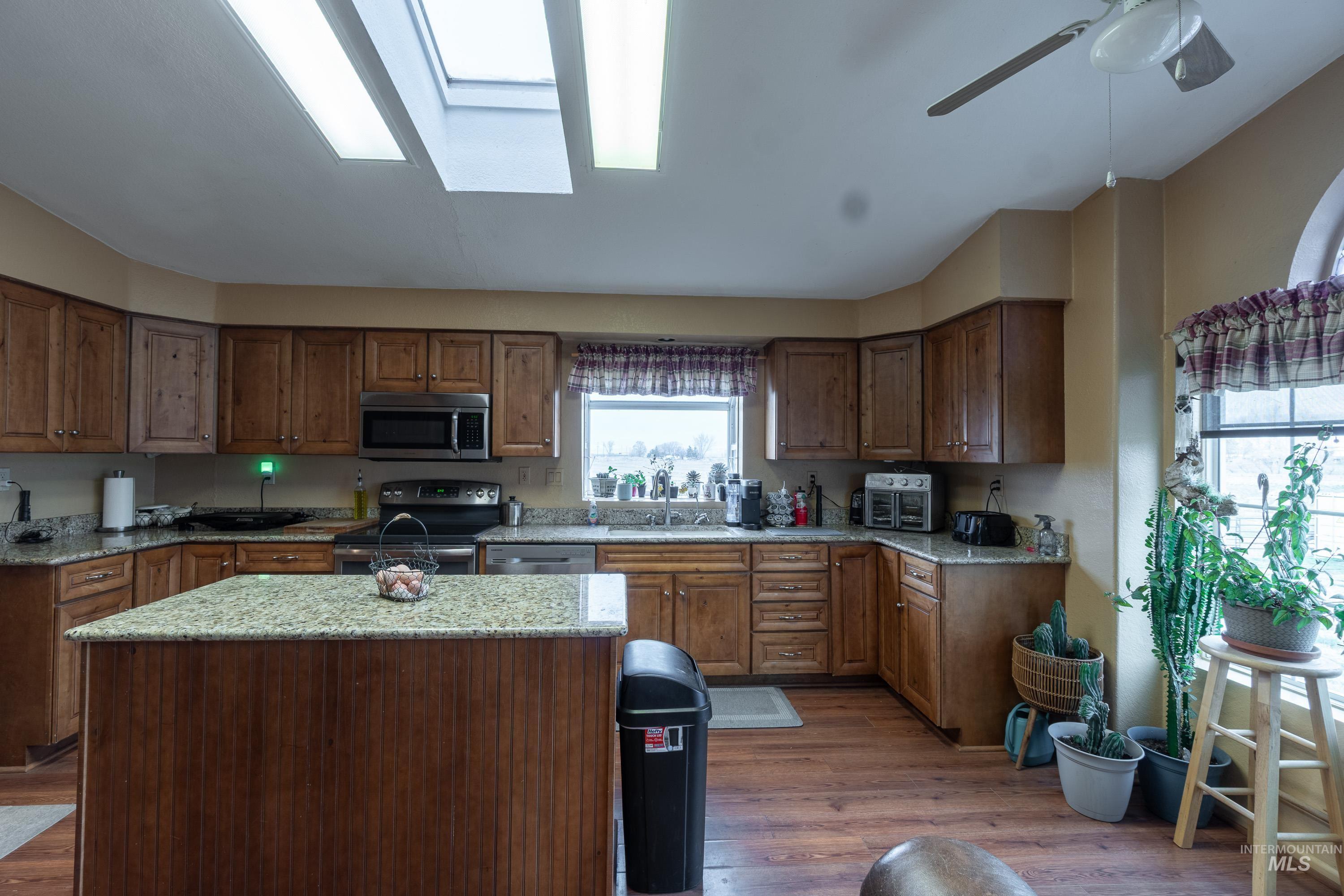 2110 E 3950 N, Filer, Idaho 83328, 3 Bedrooms, 2 Bathrooms, Residential For Sale, Price $749,900,MLS 98978284