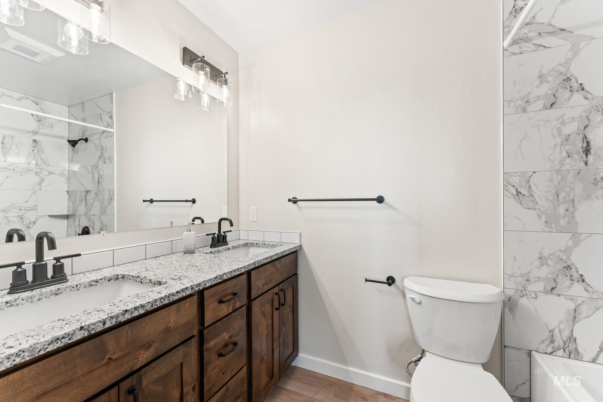 1824 E 1800 S, Gooding, Idaho 83330, 4 Bedrooms, 2 Bathrooms, Residential For Sale, Price $405,000,MLS 98978285