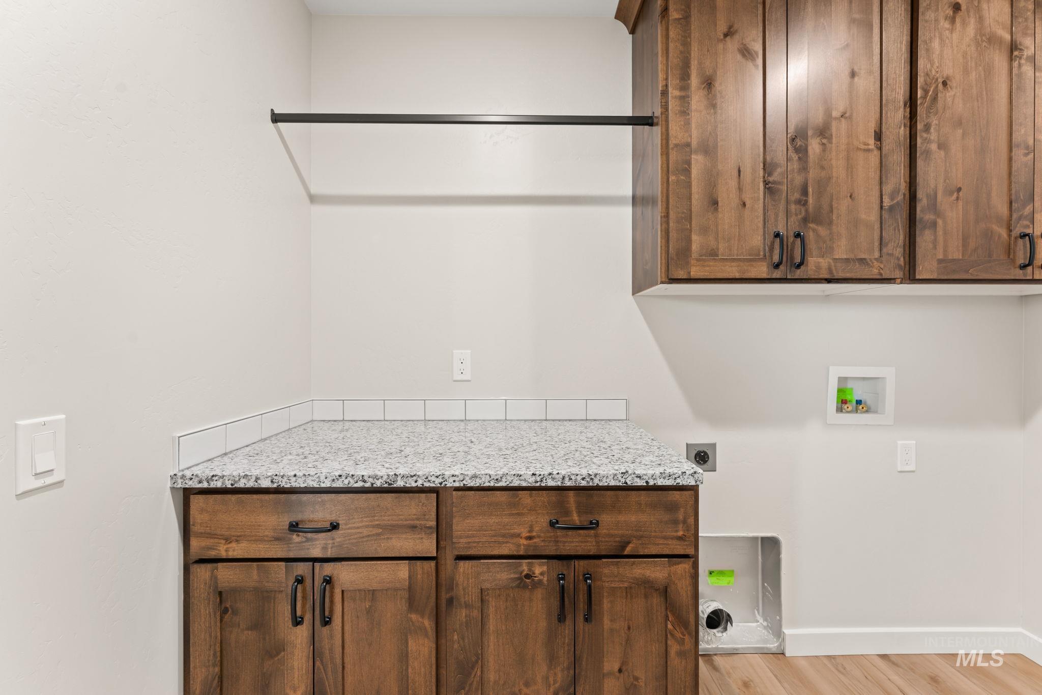 1824 E 1800 S, Gooding, Idaho 83330, 4 Bedrooms, 2 Bathrooms, Residential For Sale, Price $405,000,MLS 98978285