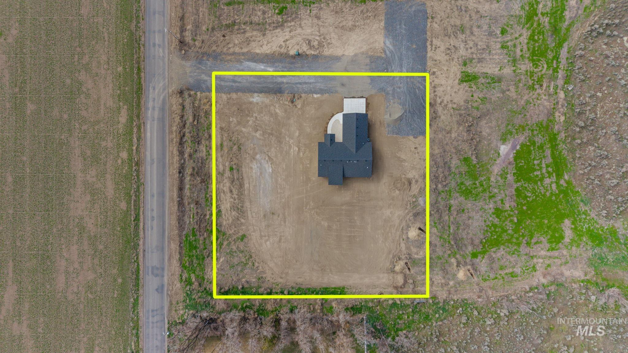 1824 E 1800 S, Gooding, Idaho 83330, 4 Bedrooms, 2 Bathrooms, Residential For Sale, Price $405,000,MLS 98978285