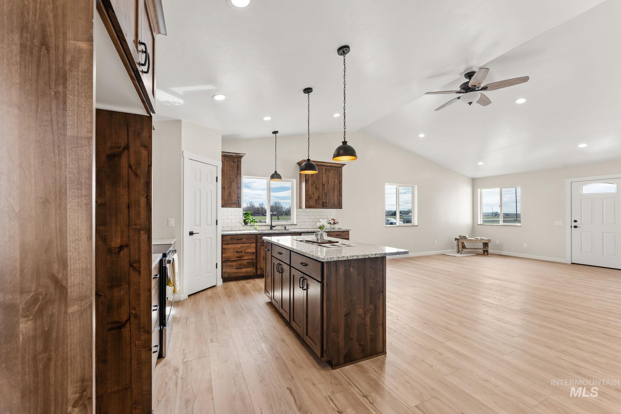 1824 E 1800 S, Gooding, Idaho 83330, 4 Bedrooms, 2 Bathrooms, Residential For Sale, Price $405,000,MLS 98978285