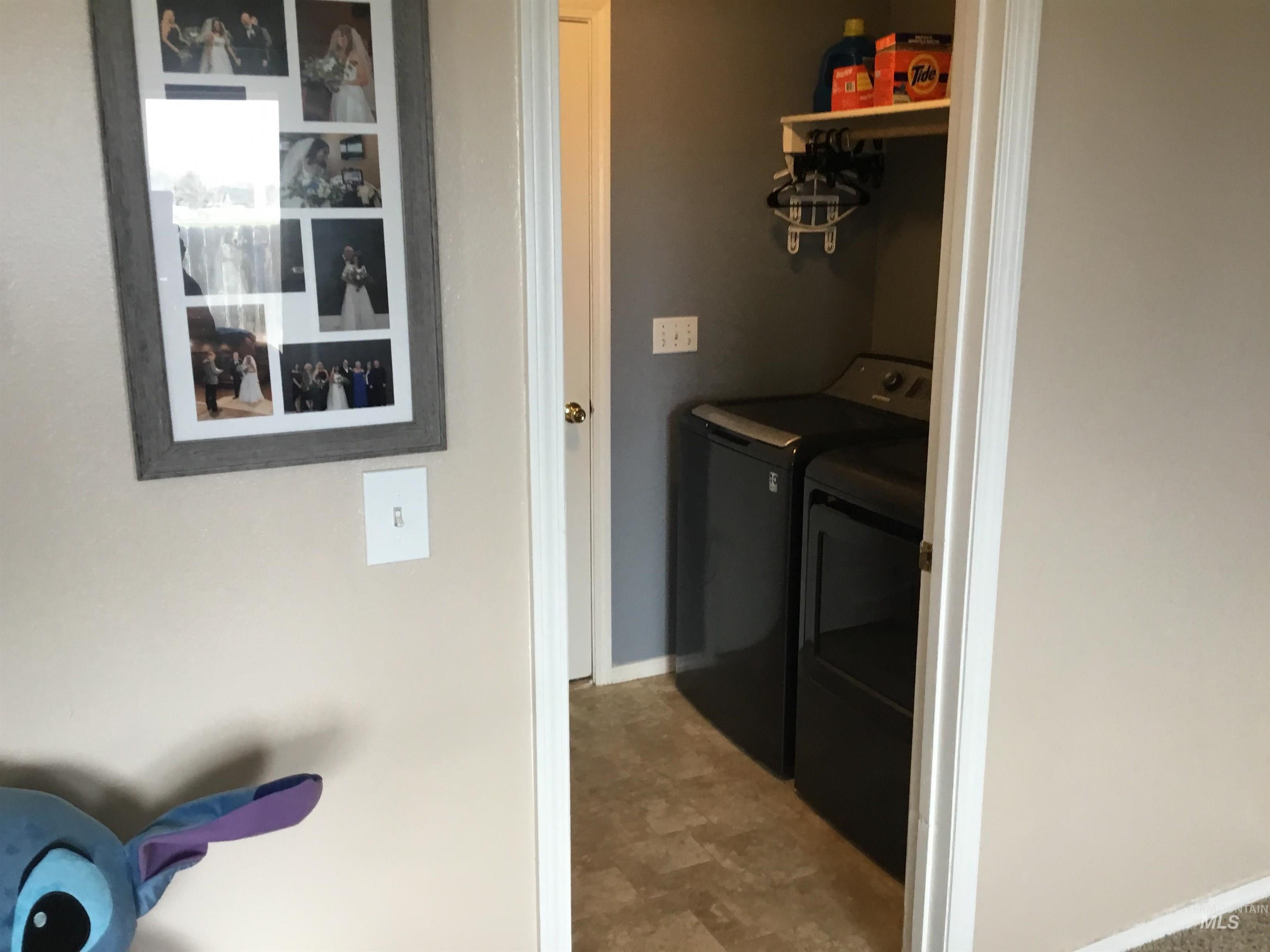 1003 Flint Dr, Caldwell, Idaho 83706, 3 Bedrooms, 2.5 Bathrooms, Residential For Sale, Price $349,999,MLS 98978286