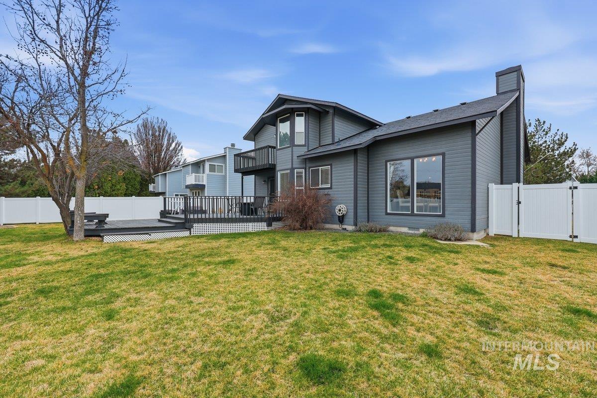 3290 W Sugar Creek Dr, Meridian, Idaho 83646, 3 Bedrooms, 3 Bathrooms, Residential For Sale, Price $500,000,MLS 98978287