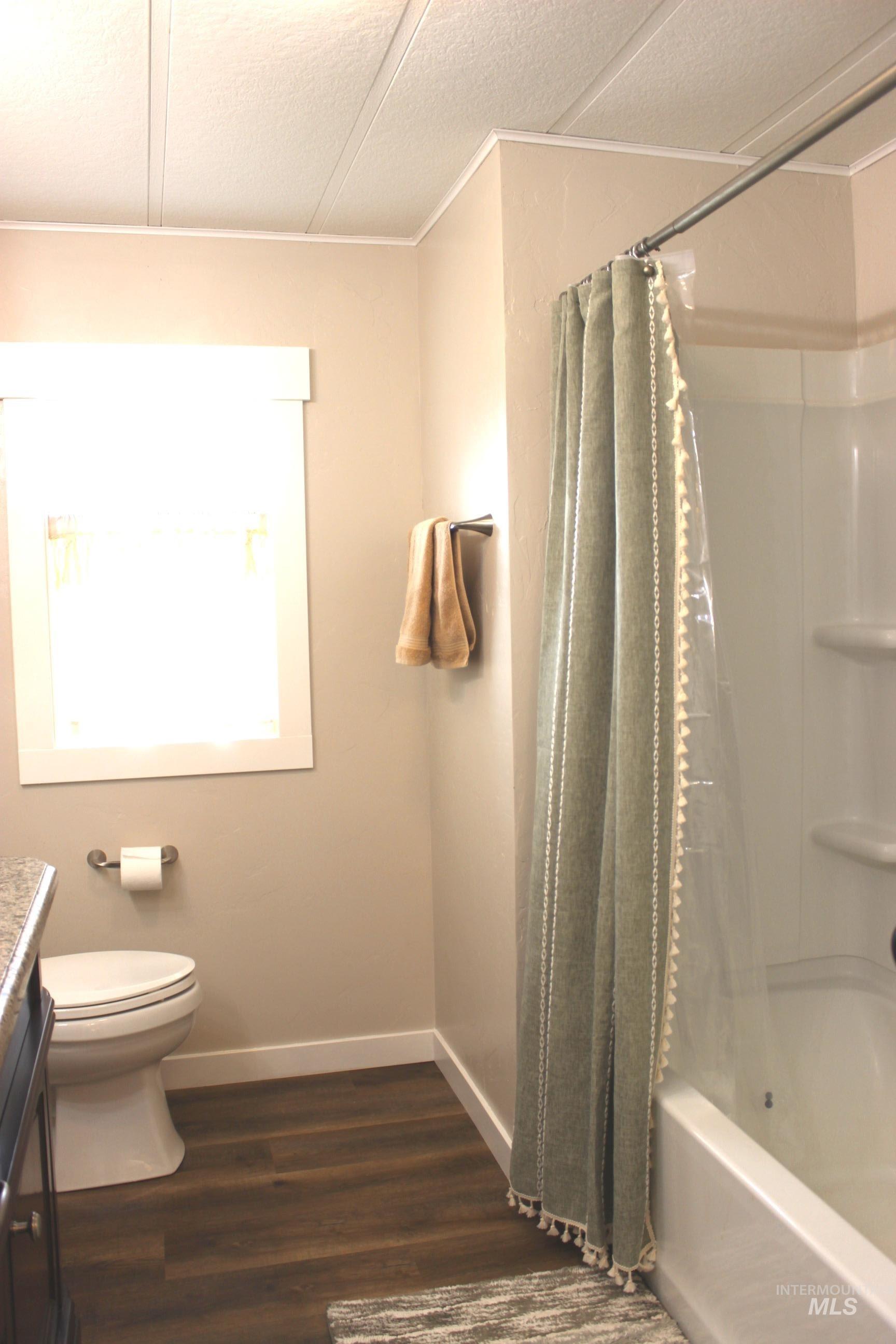 1824 Dutch Flat, Midvale, Idaho 83645, 3 Bedrooms, 2 Bathrooms, Farm & Ranch For Sale, Price $850,000,MLS 98978289