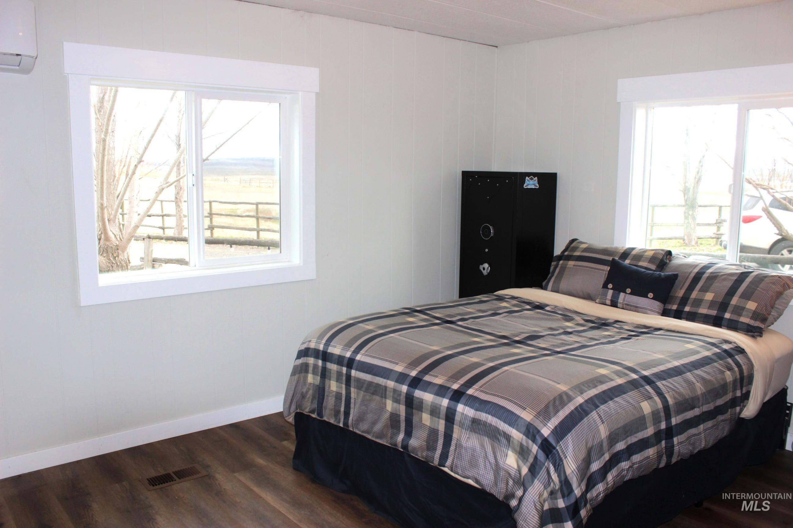 1824 Dutch Flat, Midvale, Idaho 83645, 3 Bedrooms, 2 Bathrooms, Farm & Ranch For Sale, Price $850,000,MLS 98978289