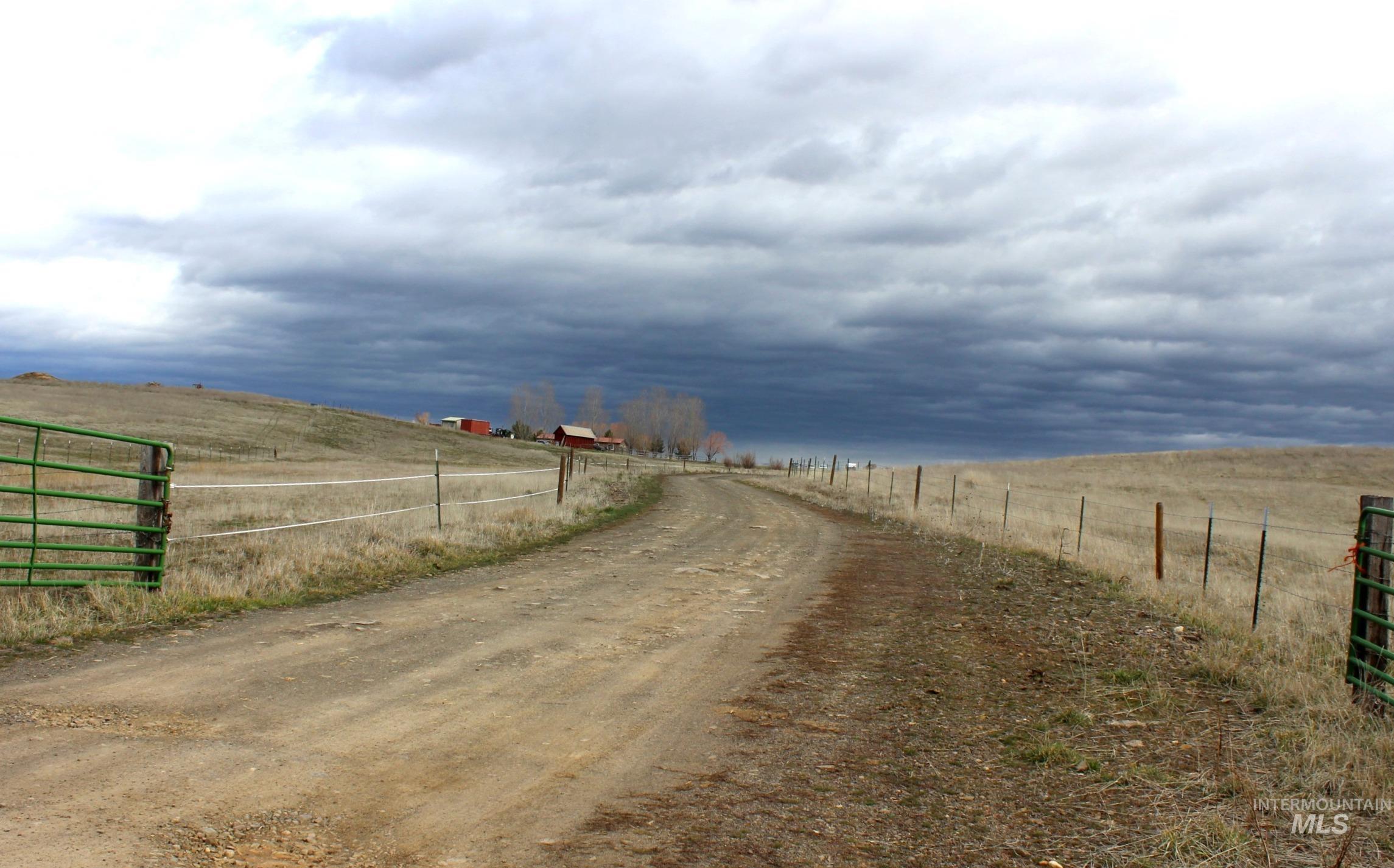 1824 Dutch Flat, Midvale, Idaho 83645, 3 Bedrooms, 2 Bathrooms, Farm & Ranch For Sale, Price $850,000,MLS 98978289
