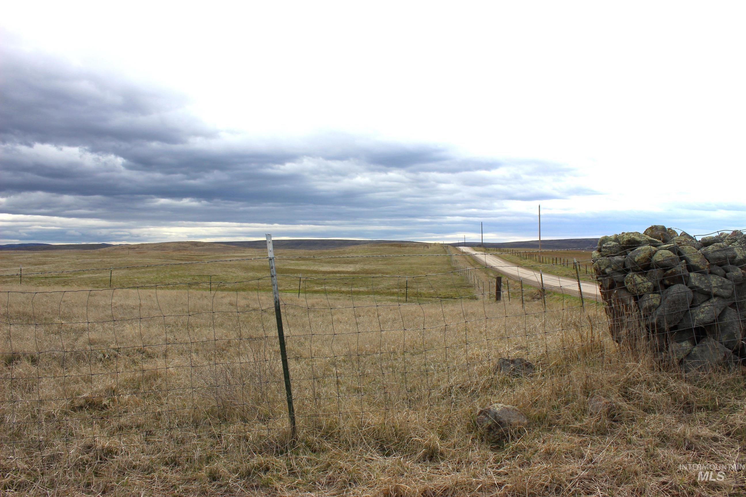 1824 Dutch Flat, Midvale, Idaho 83645, 3 Bedrooms, 2 Bathrooms, Farm & Ranch For Sale, Price $850,000,MLS 98978289