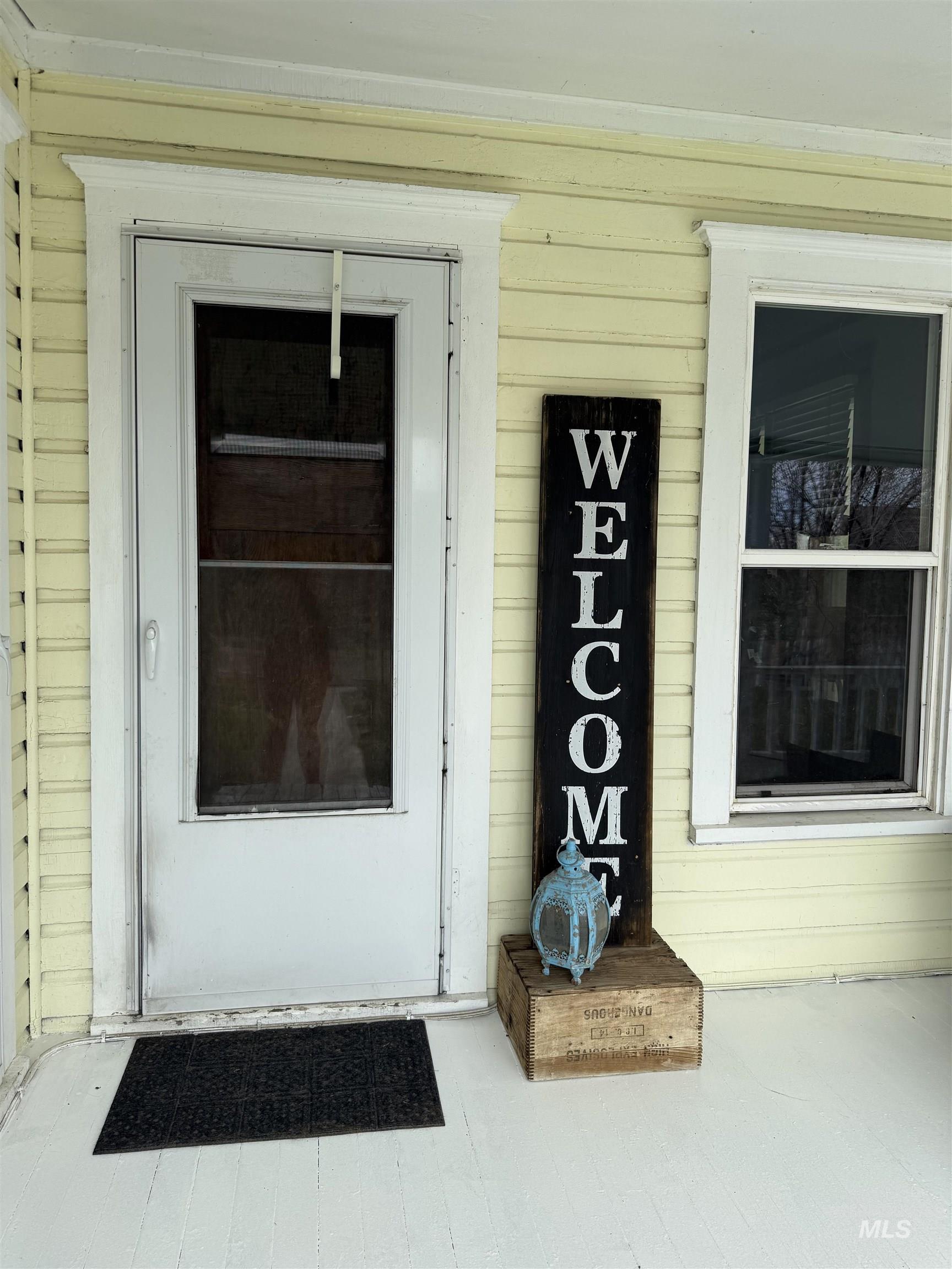 86 W 1st Ave, Glenns Ferry, Idaho 83623, 3 Bedrooms, 1 Bathroom, Residential For Sale, Price $275,000,MLS 98978291