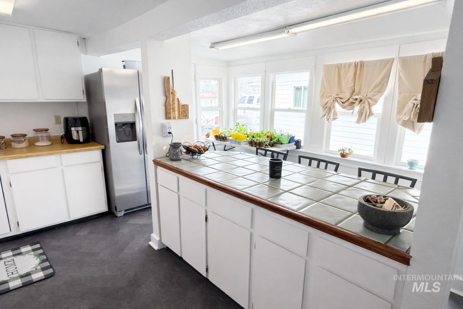 86 W 1st Ave, Glenns Ferry, Idaho 83623, 3 Bedrooms, 1 Bathroom, Residential For Sale, Price $275,000,MLS 98978291