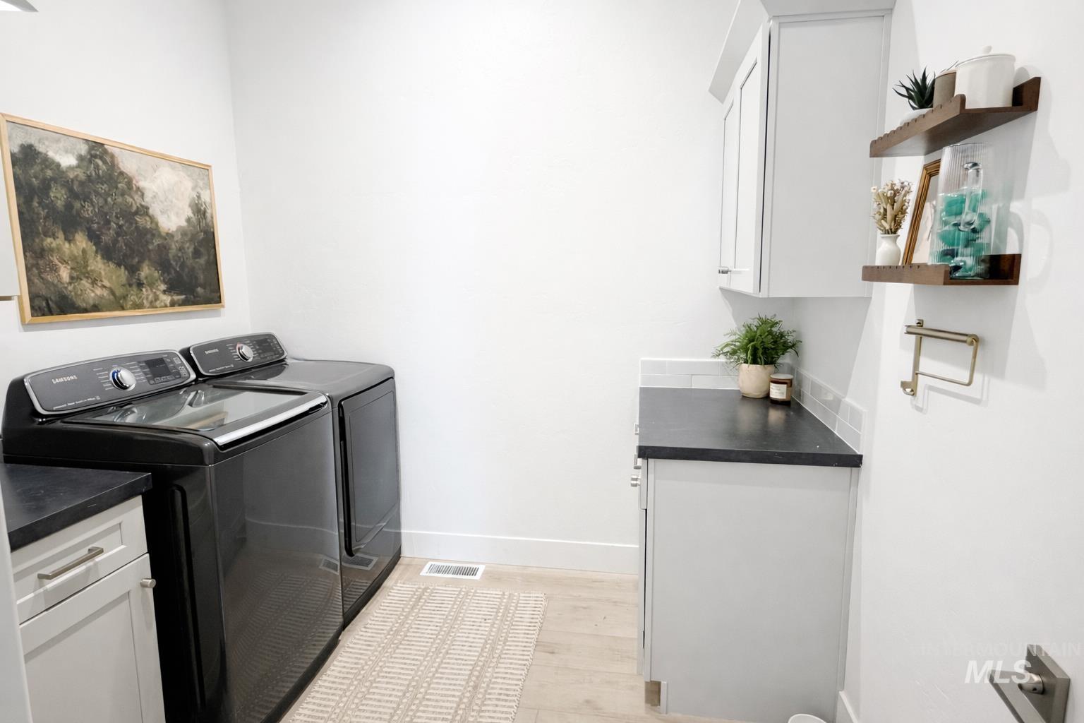 7931 E Samuel Court, Nampa, Idaho 83687-4829, 3 Bedrooms, 2.5 Bathrooms, Residential For Sale, Price $649,900,MLS 98978293