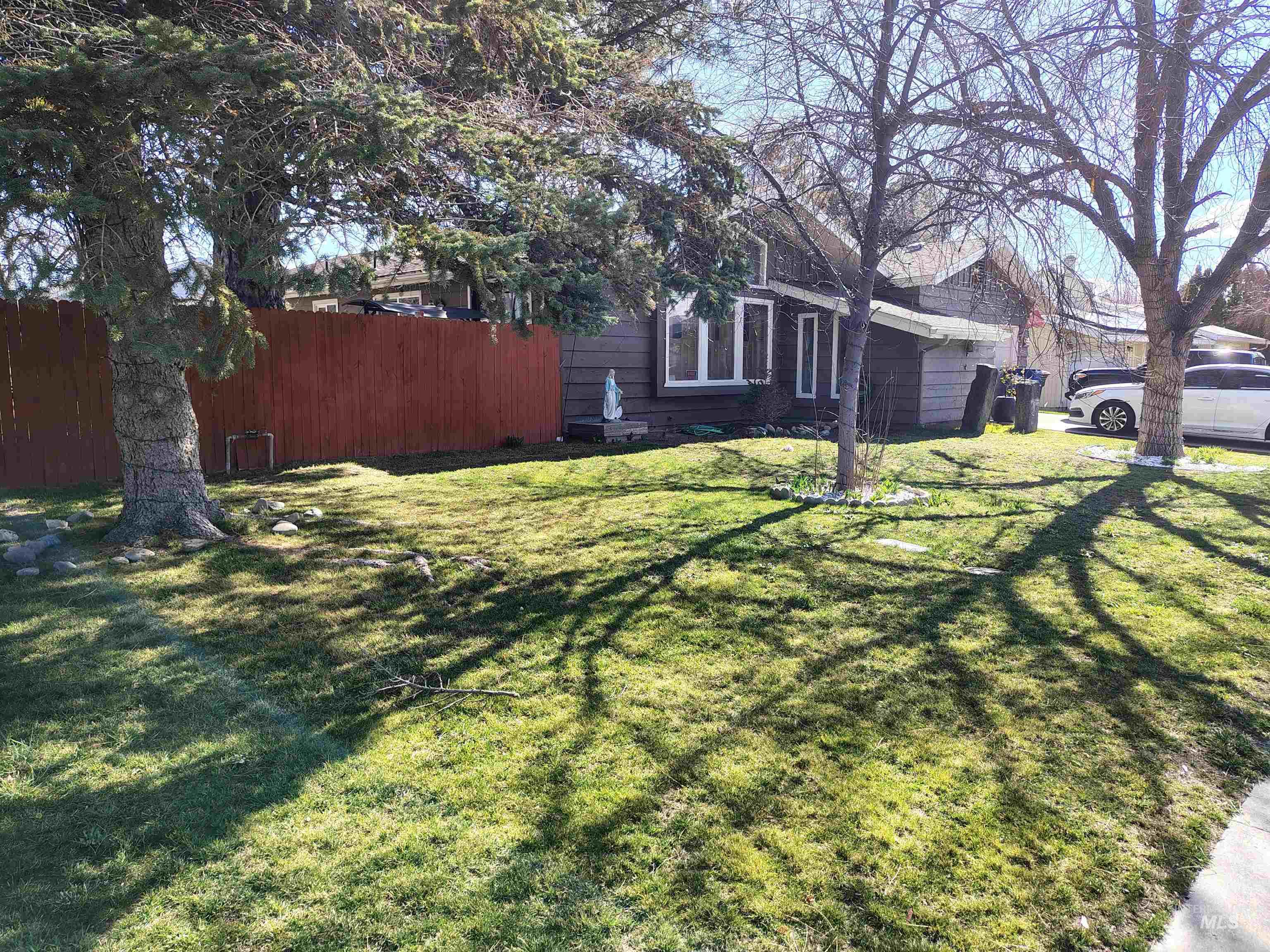 820 Meadows Dr, Twin Falls, Idaho 83301, 6 Bedrooms, 4 Bathrooms, Residential For Sale, Price $449,500,MLS 98978294