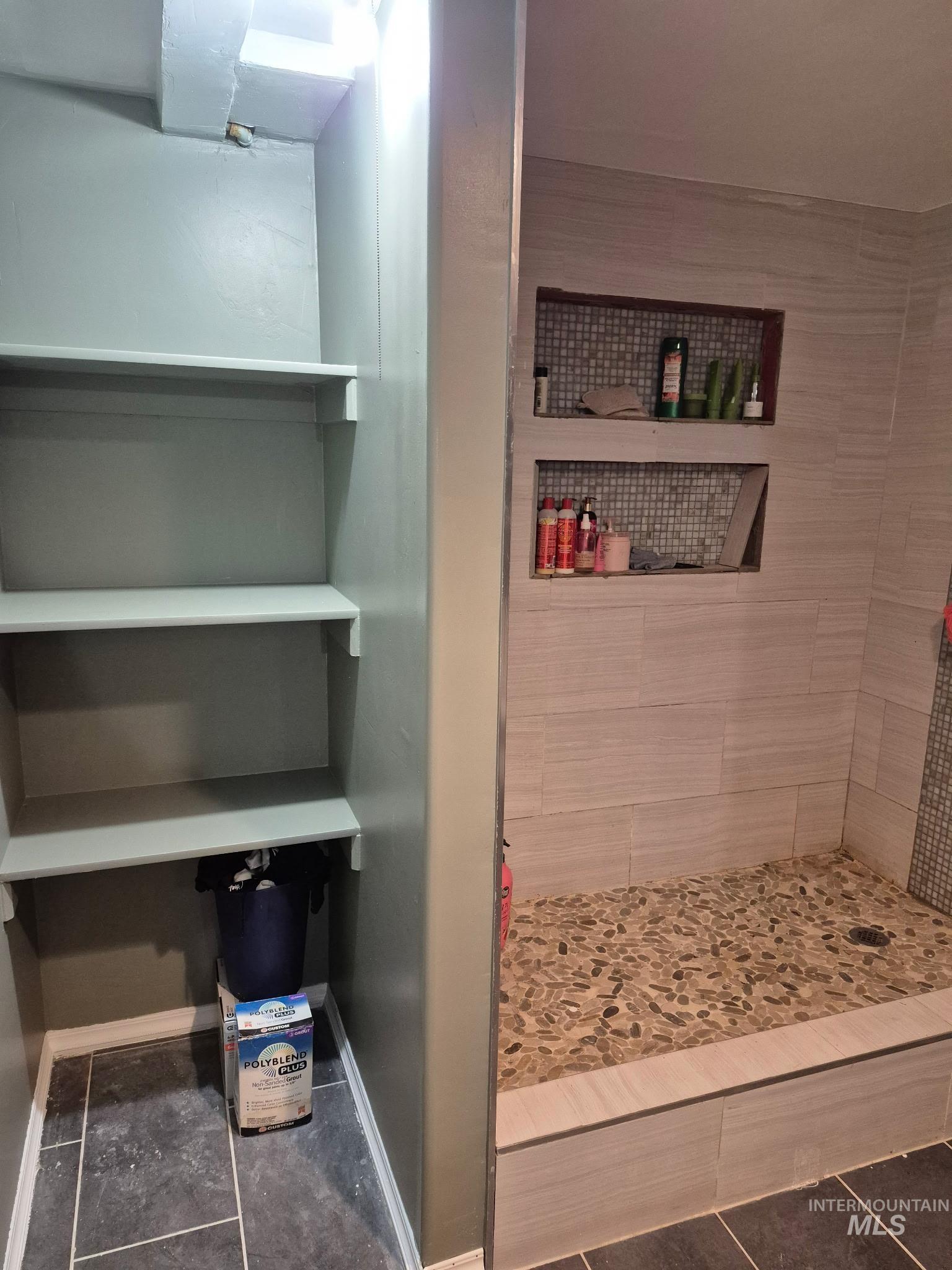 820 Meadows Dr, Twin Falls, Idaho 83301, 6 Bedrooms, 4 Bathrooms, Residential For Sale, Price $449,500,MLS 98978294