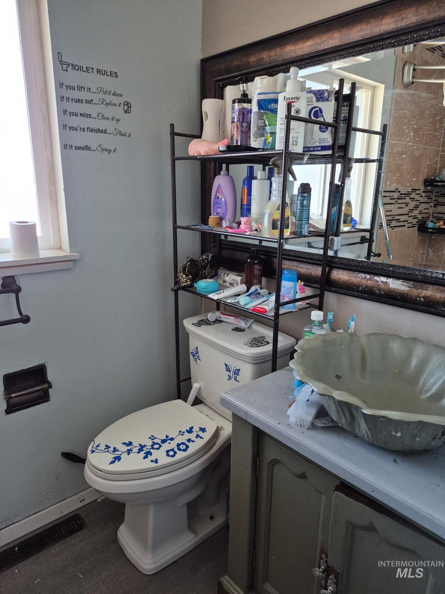 820 Meadows Dr, Twin Falls, Idaho 83301, 6 Bedrooms, 4 Bathrooms, Residential For Sale, Price $449,500,MLS 98978294