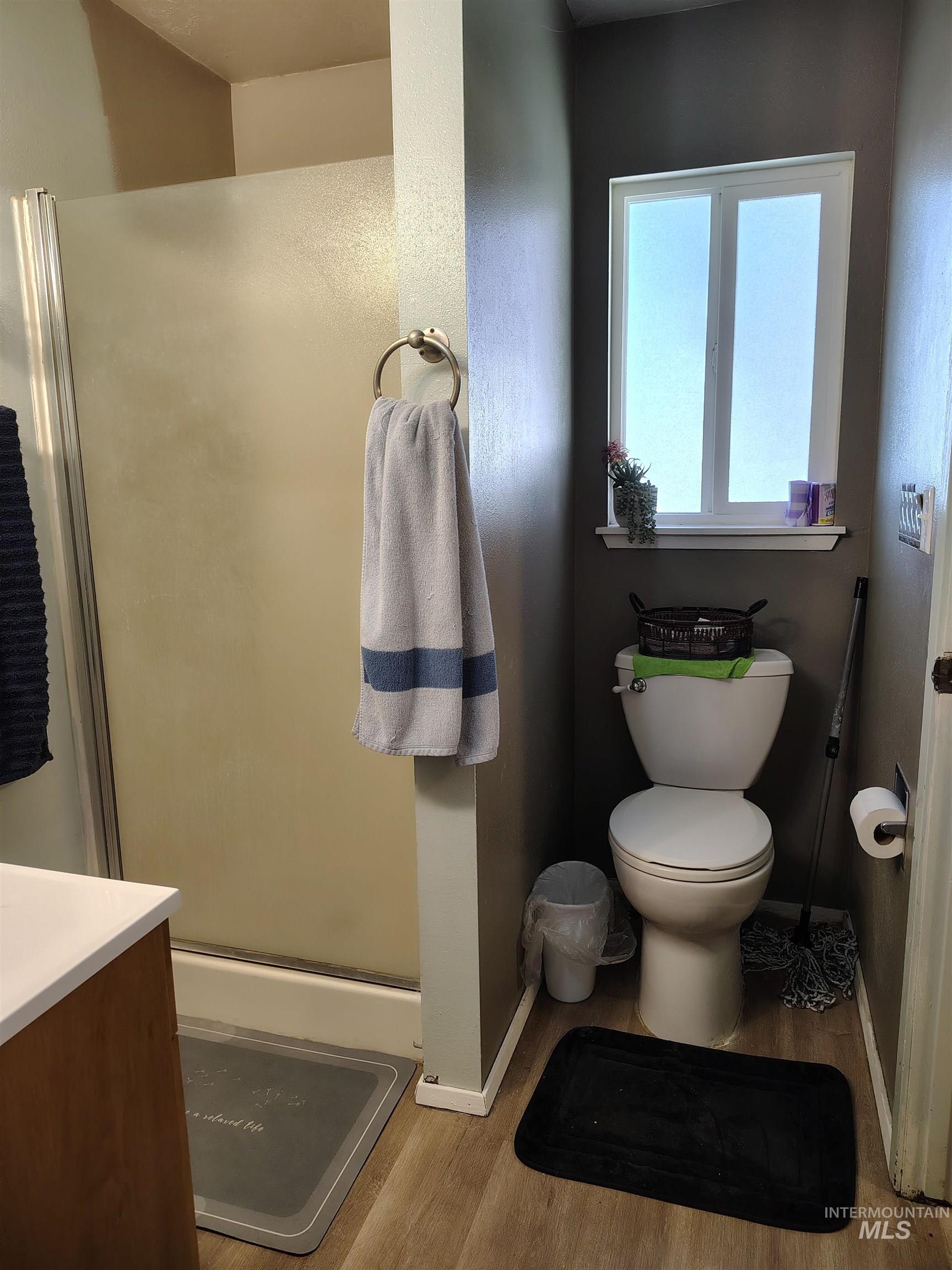 820 Meadows Dr, Twin Falls, Idaho 83301, 6 Bedrooms, 4 Bathrooms, Residential For Sale, Price $437,600,MLS 98978294