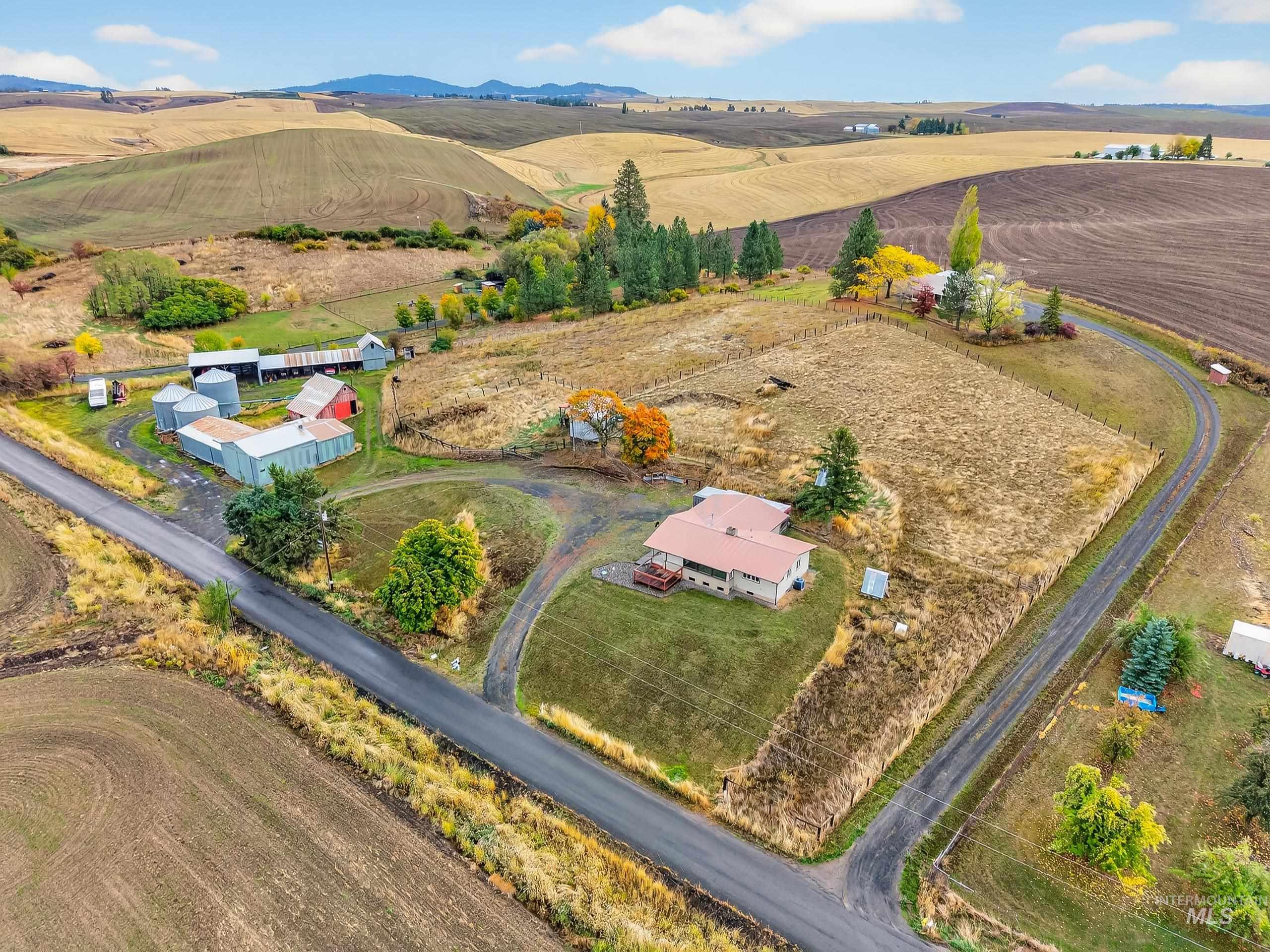 33818 North Rd, Kendrick, Idaho 83537, 5 Bedrooms, 2 Bathrooms, Residential For Sale, Price $419,000,MLS 98978295