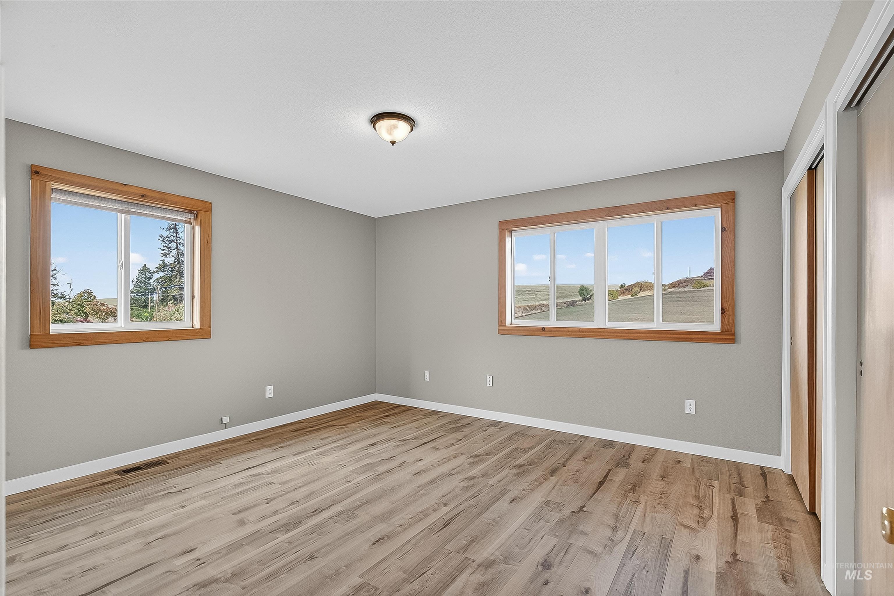 33818 North Rd, Kendrick, Idaho 83537, 5 Bedrooms, 2 Bathrooms, Residential For Sale, Price $419,000,MLS 98978295