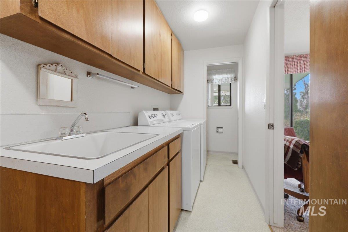 931 Sherman Way, Nampa, Idaho 83686, 5 Bedrooms, 4 Bathrooms, Residential For Sale, Price $199,000, 98978297