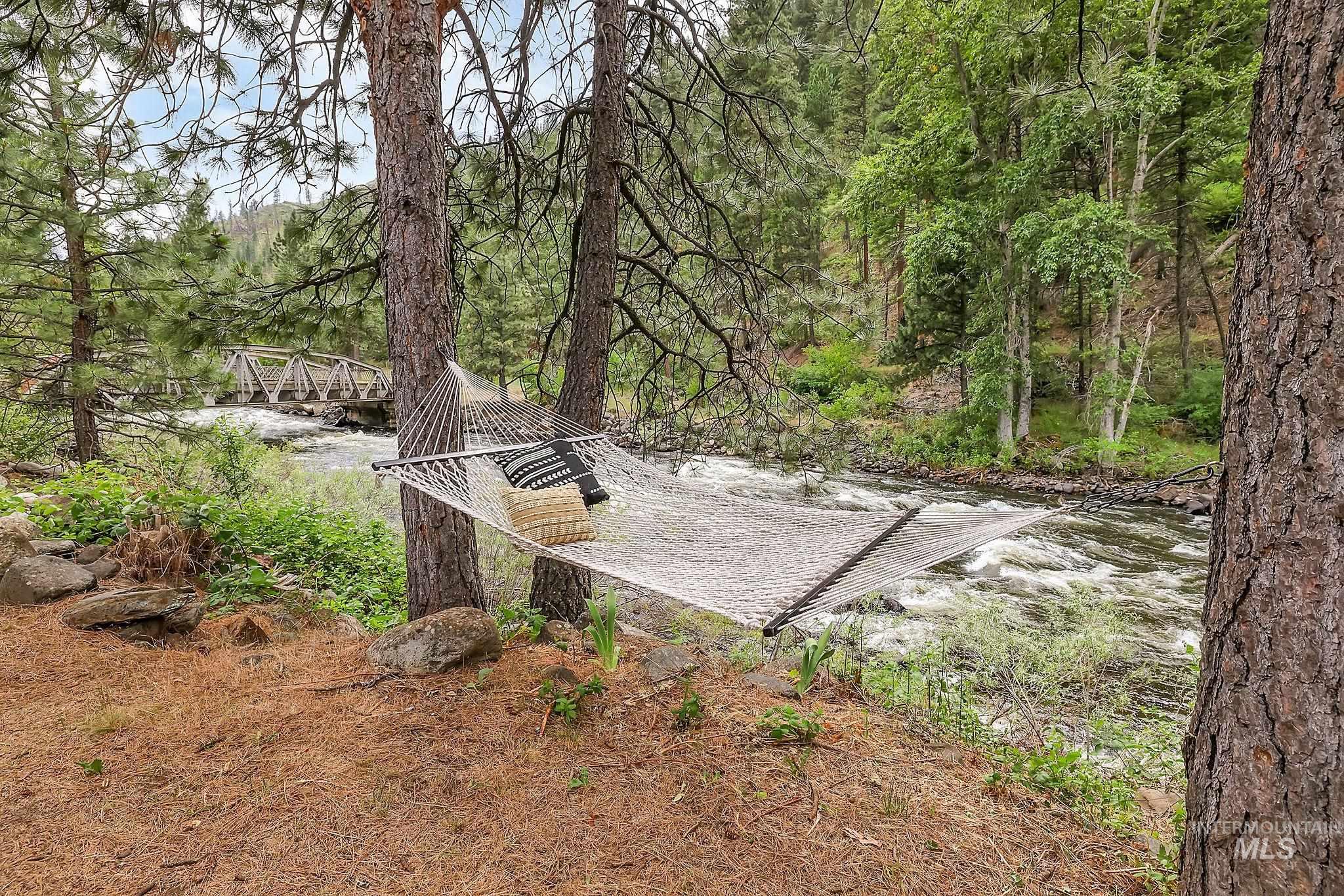 5713 Pines Rd, New Meadows, Idaho 83654, 2 Bedrooms, 2 Bathrooms, Residential For Sale, Price $599,900,MLS 98978298