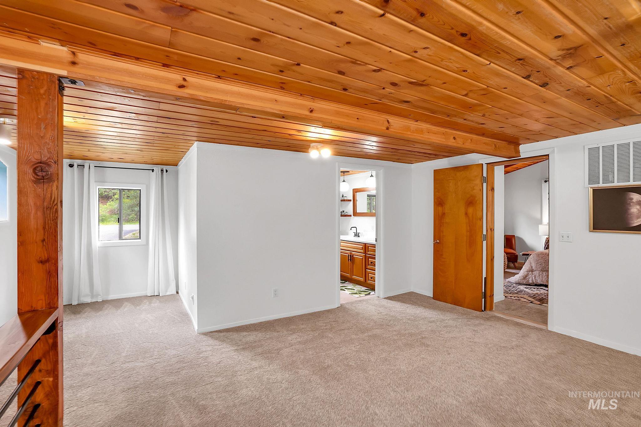 5713 Pines Rd, New Meadows, Idaho 83654, 2 Bedrooms, 2 Bathrooms, Residential For Sale, Price $599,900,MLS 98978298