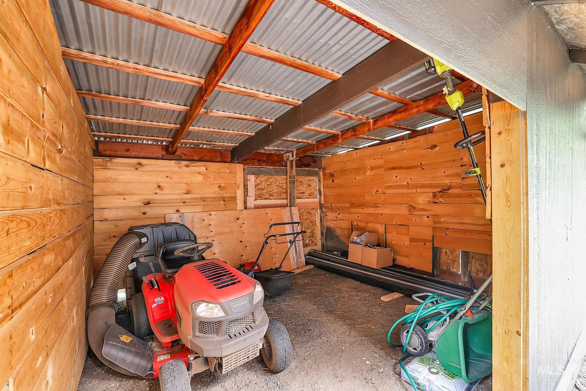 5713 Pines Rd, New Meadows, Idaho 83654, 2 Bedrooms, 2 Bathrooms, Residential For Sale, Price $599,900,MLS 98978298