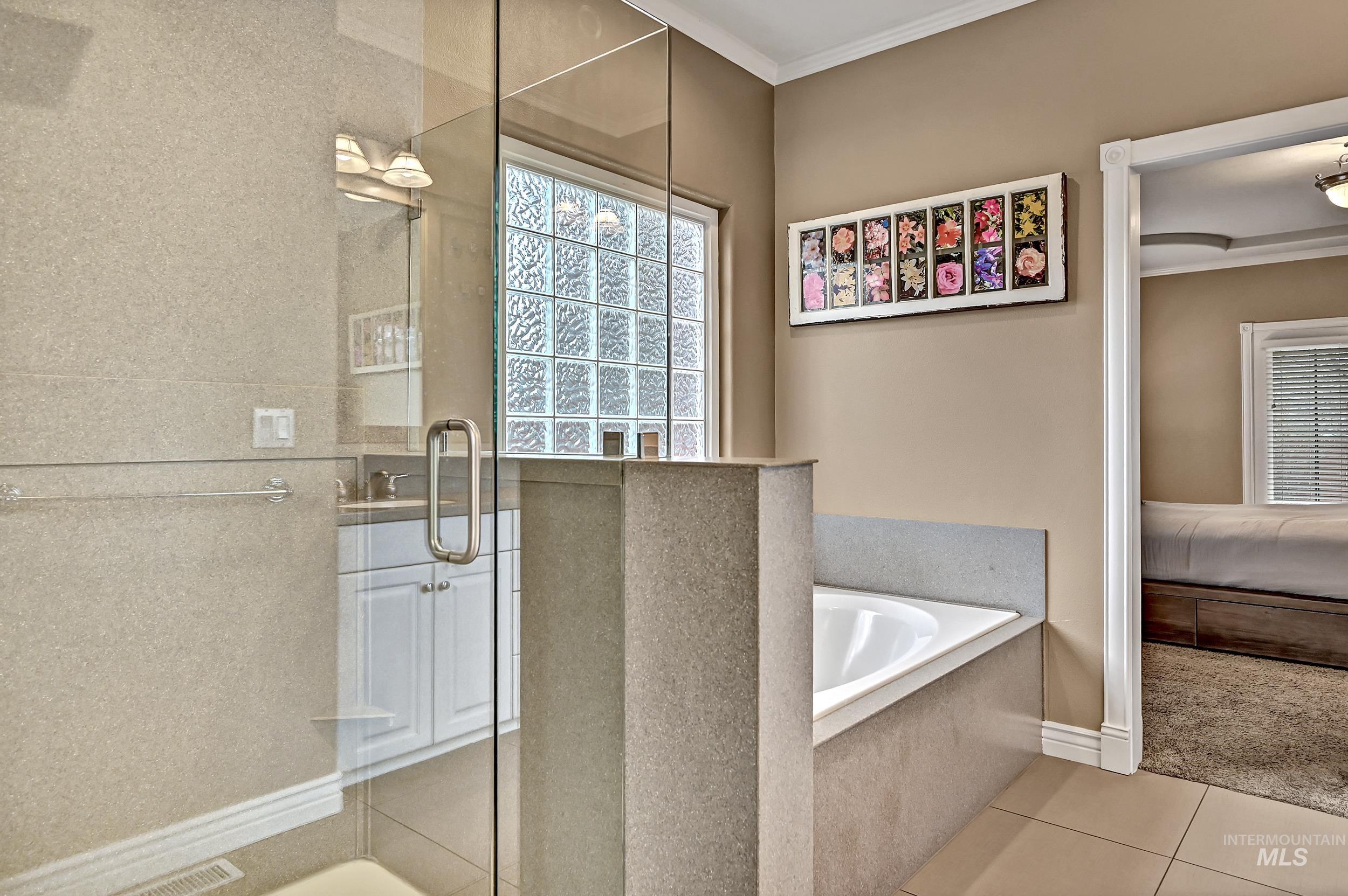 2546 E Ridgedale Dr, Eagle, Idaho 83616, 3 Bedrooms, 2 Bathrooms, Residential For Sale, Price $639,000,MLS 98978299