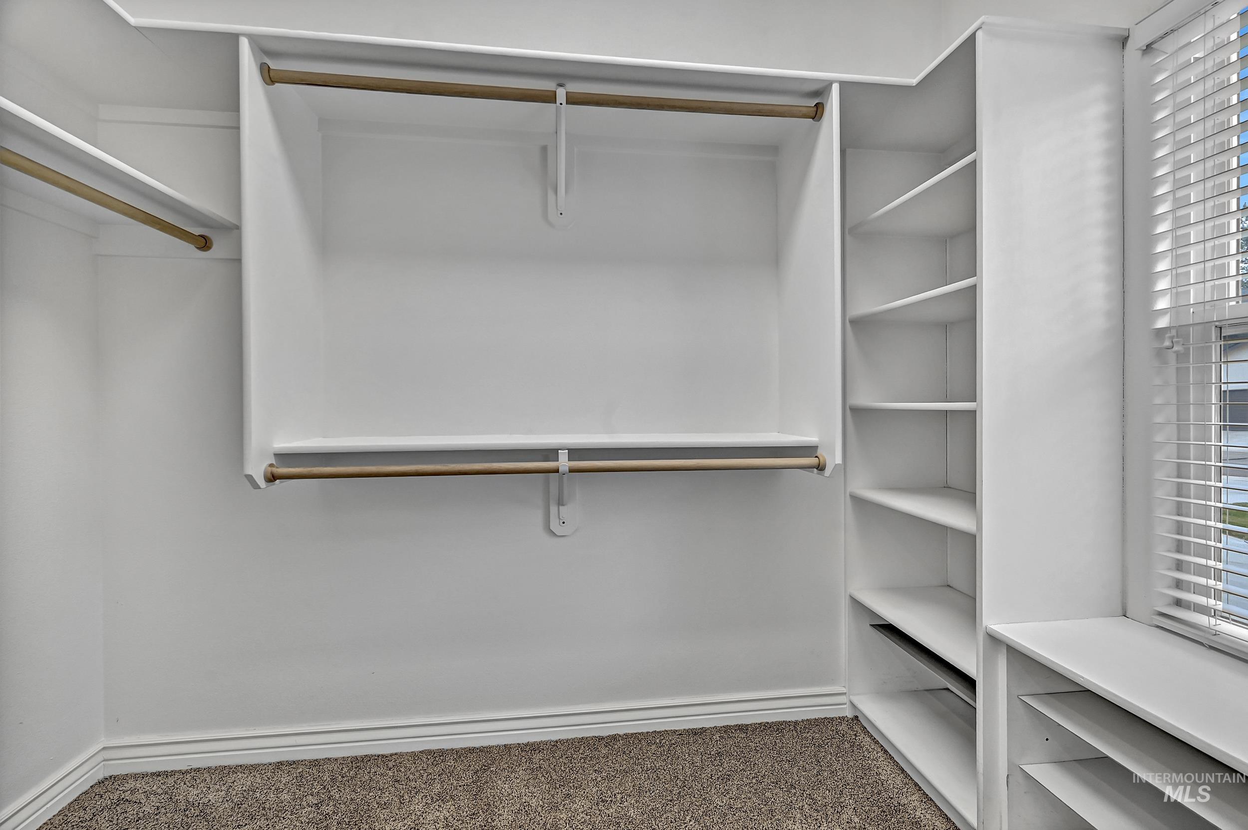 2546 E Ridgedale Dr, Eagle, Idaho 83616, 3 Bedrooms, 2 Bathrooms, Residential For Sale, Price $639,000,MLS 98978299