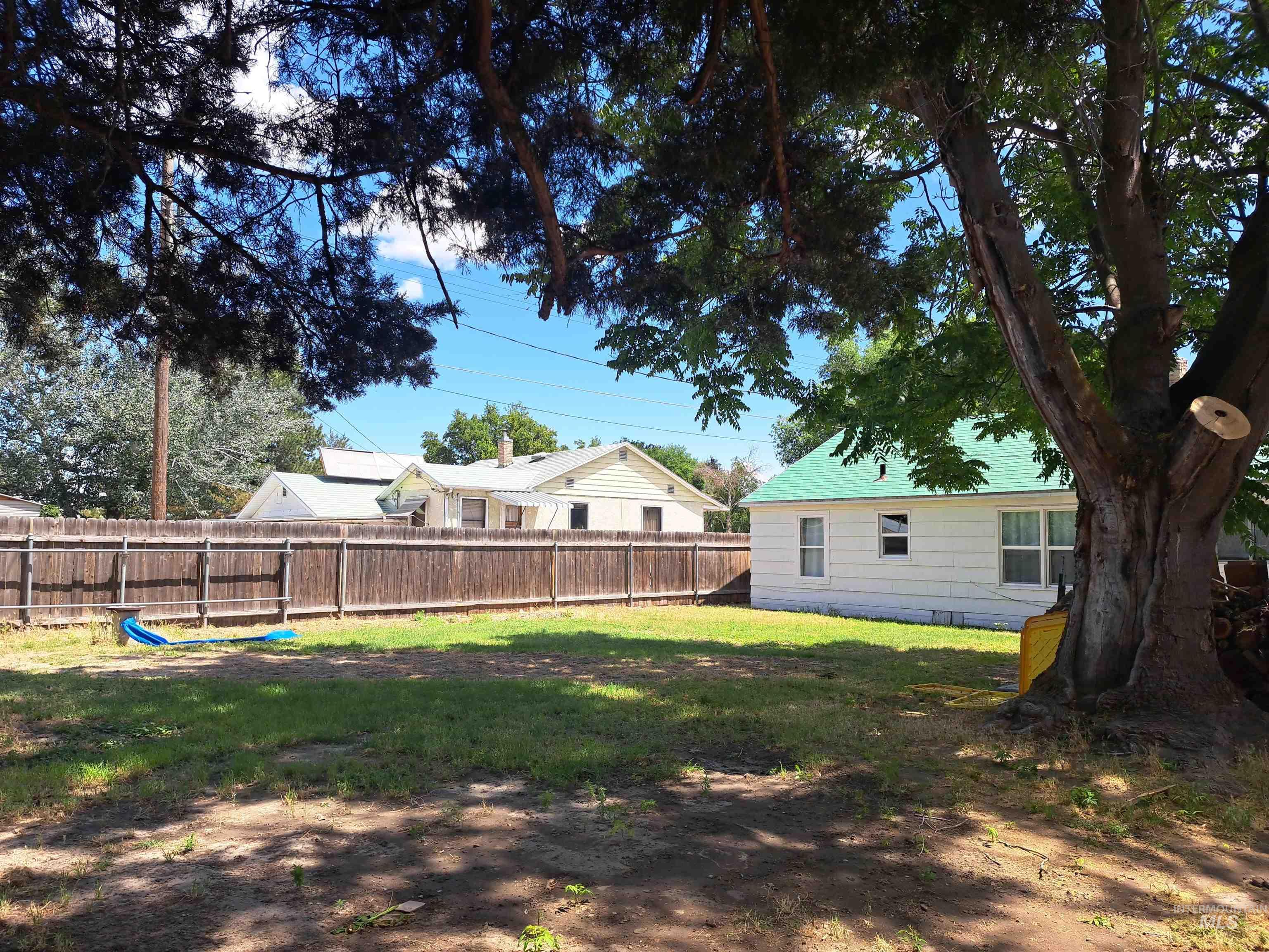 207 N Main St, Homedale, Idaho 83628, 3 Bedrooms, 1 Bathroom, Residential For Sale, Price $275,000,MLS 98978303