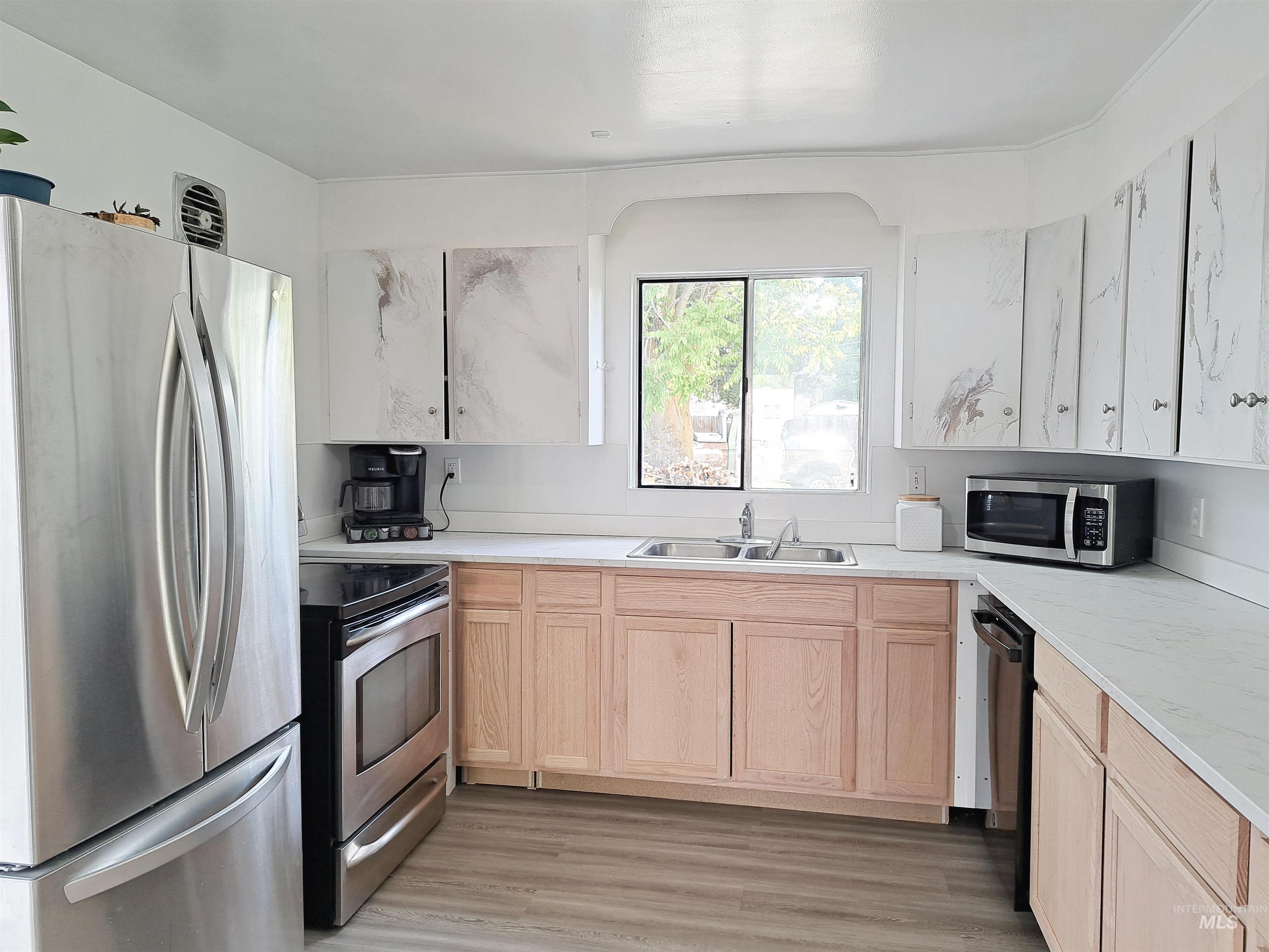 207 N Main St, Homedale, Idaho 83628, 3 Bedrooms, 1 Bathroom, Residential For Sale, Price $275,000,MLS 98978303