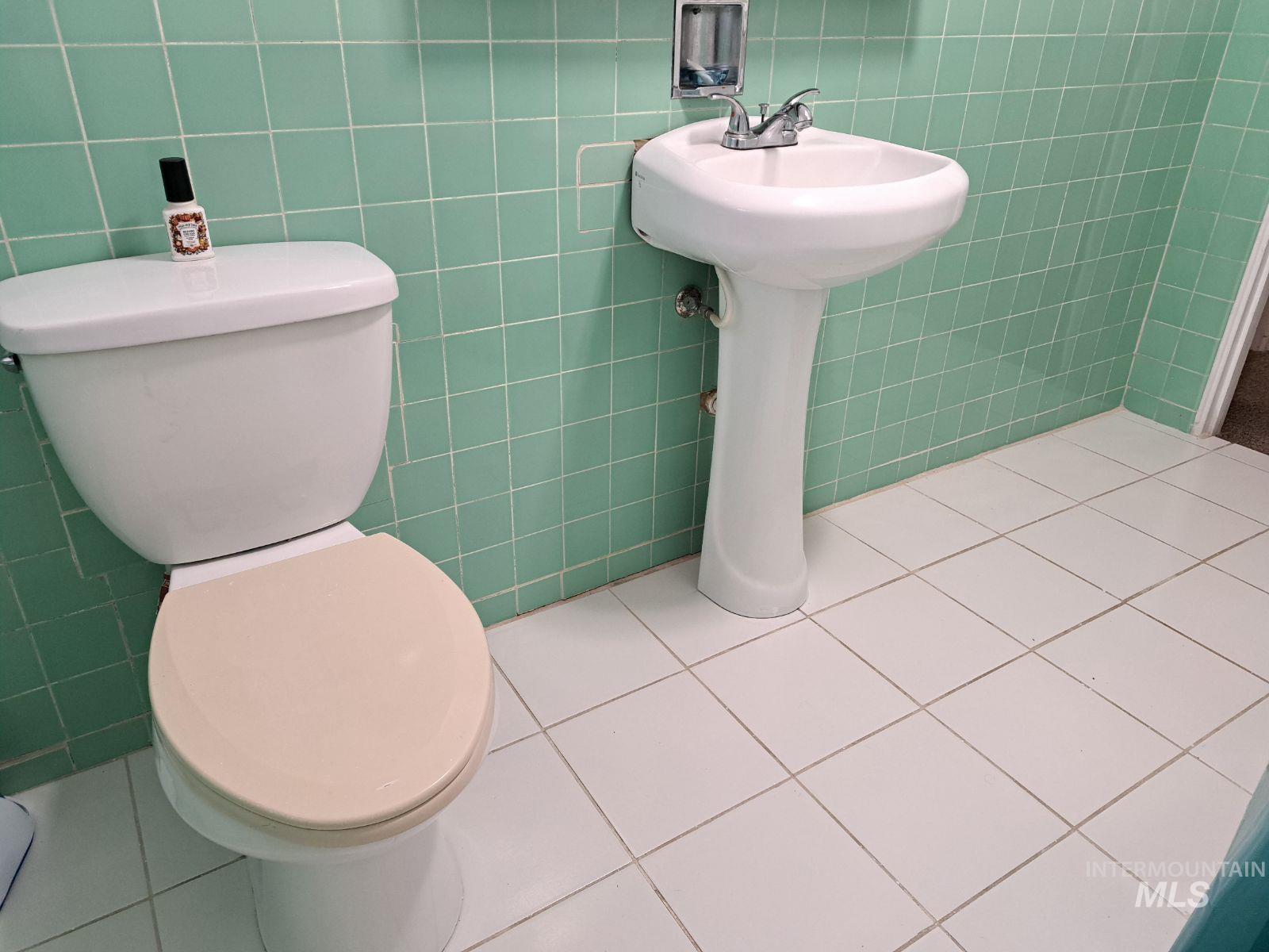 207 N Main St, Homedale, Idaho 83628, 3 Bedrooms, 1 Bathroom, Residential For Sale, Price $275,000,MLS 98978303