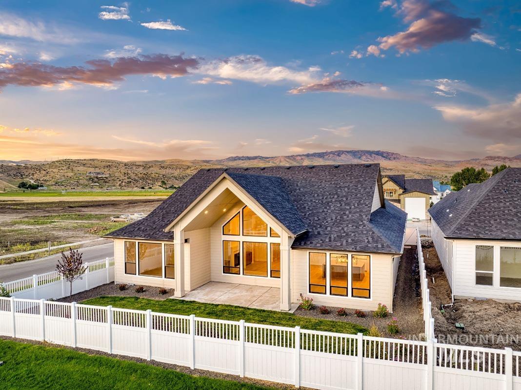 14319 N Goldfinch Ave, Boise, Idaho 83714, 3 Bedrooms, 2.5 Bathrooms, Residential For Sale, Price $1,099,900,MLS 98978306