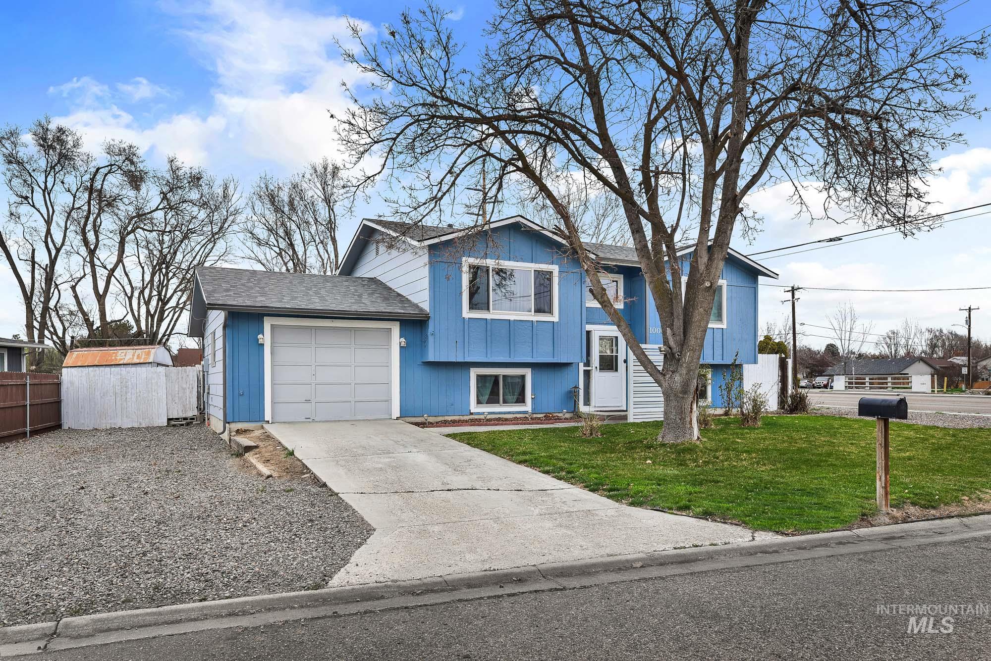 1000 Sweetwood Cir, Nampa, Idaho 83651, 5 Bedrooms, 2 Bathrooms, Residential For Sale, Price $399,900,MLS 98978307