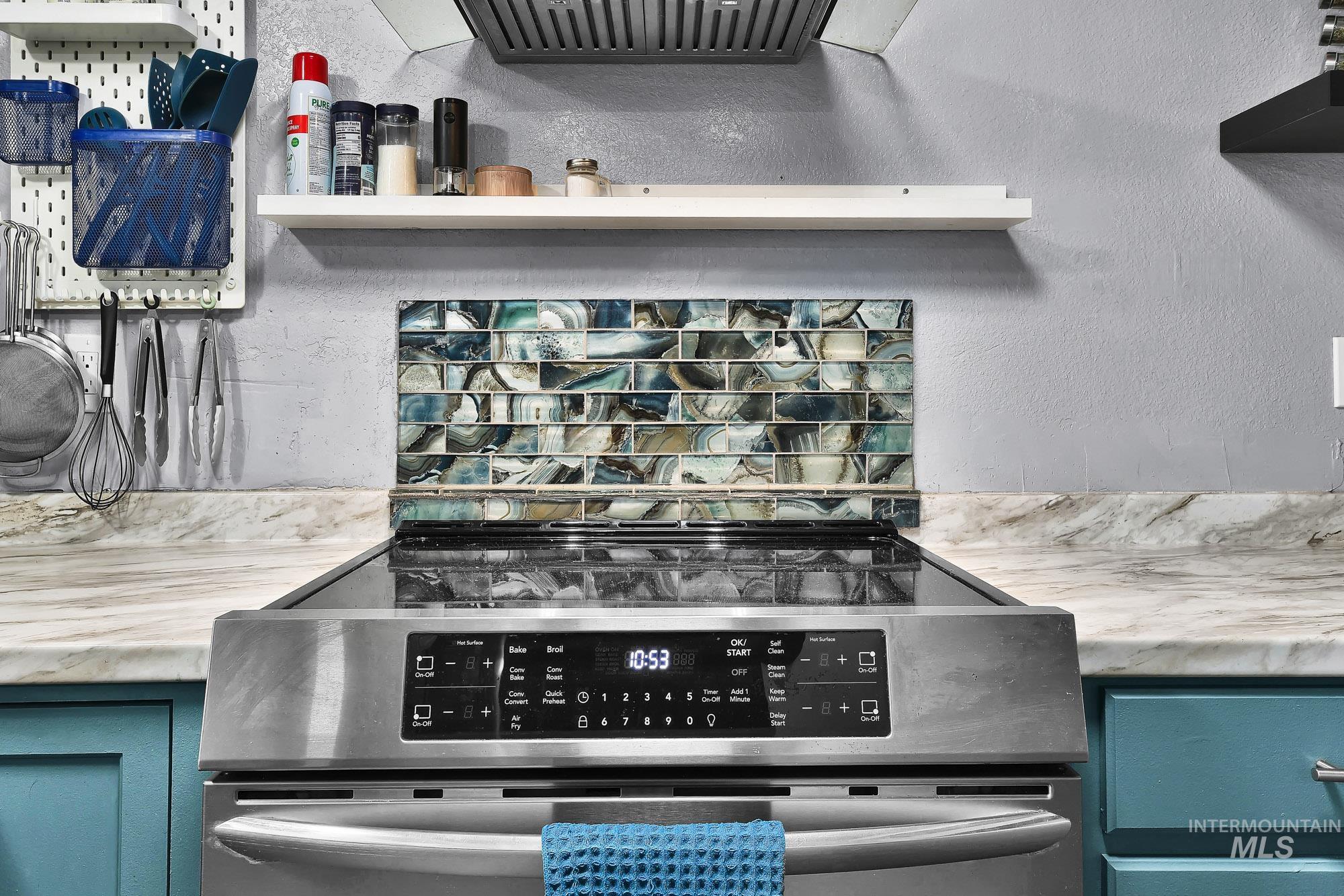 1000 Sweetwood Cir, Nampa, Idaho 83651, 5 Bedrooms, 2 Bathrooms, Residential For Sale, Price $399,900,MLS 98978307