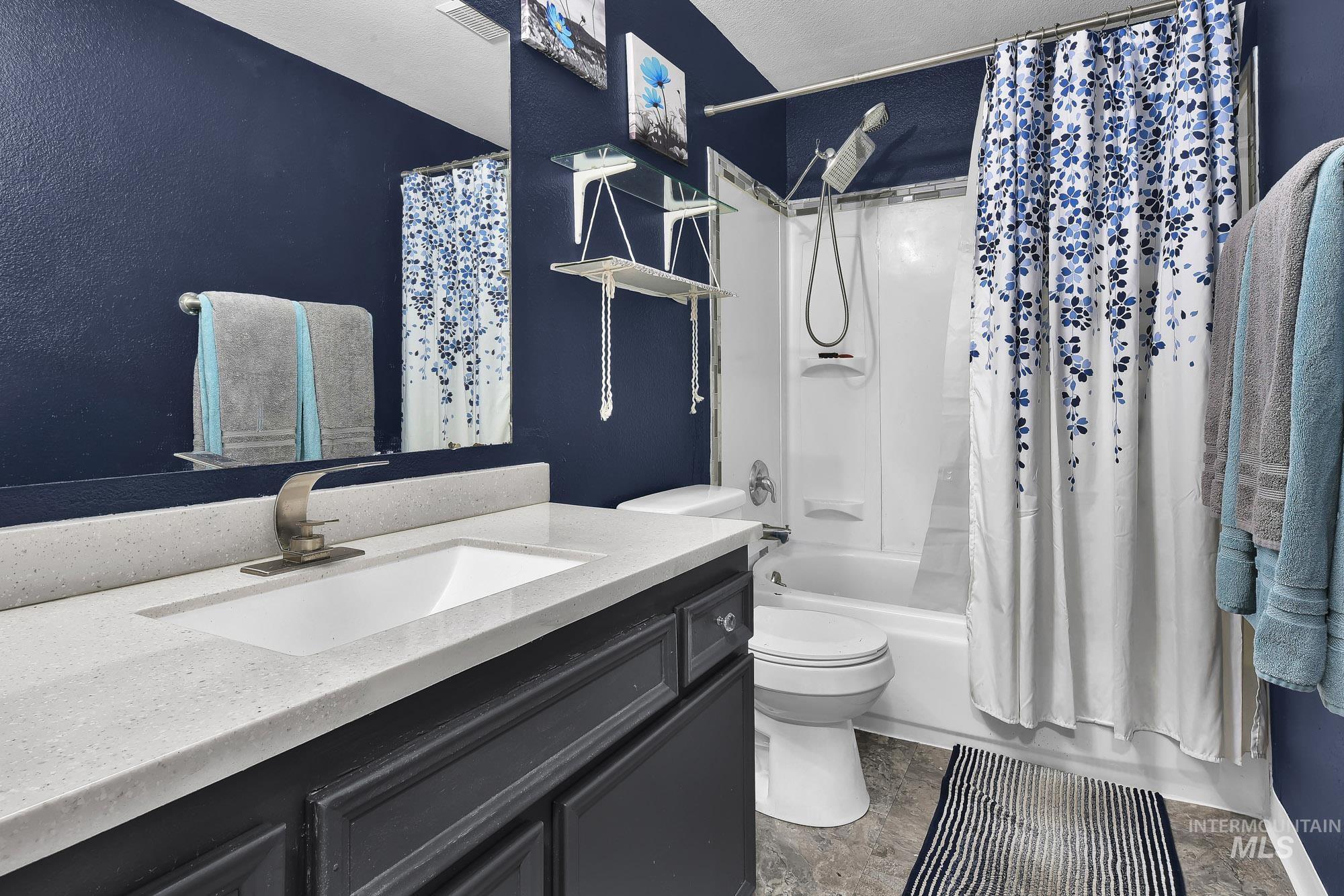 1000 Sweetwood Cir, Nampa, Idaho 83651, 5 Bedrooms, 2 Bathrooms, Residential For Sale, Price $399,900,MLS 98978307