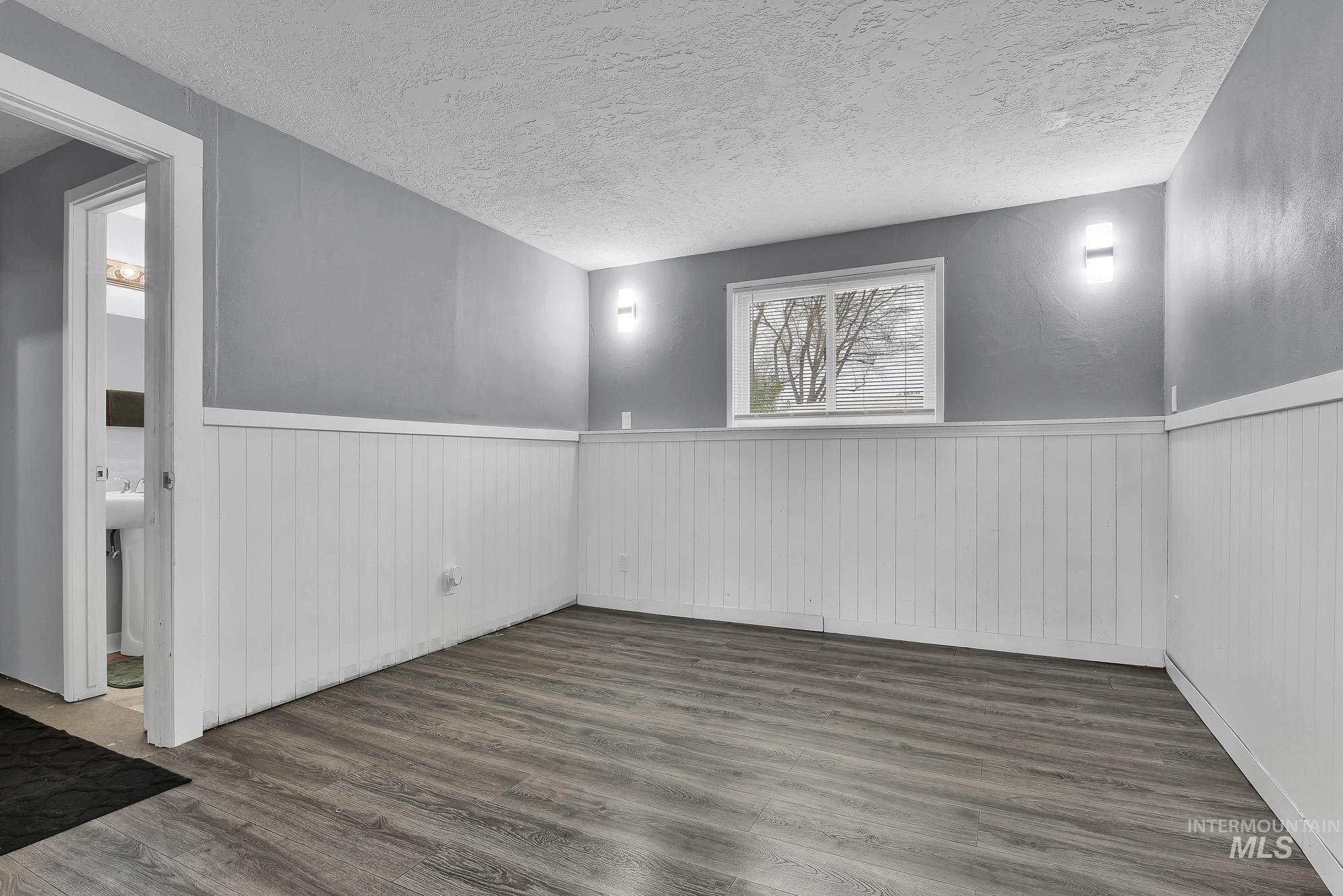 1000 Sweetwood Cir, Nampa, Idaho 83651, 5 Bedrooms, 2 Bathrooms, Residential For Sale, Price $399,900,MLS 98978307