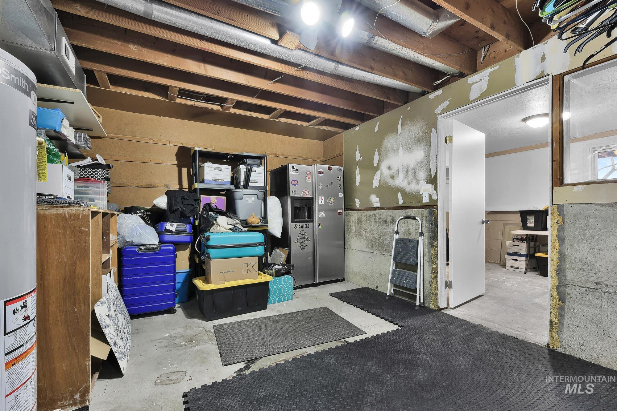 1000 Sweetwood Cir, Nampa, Idaho 83651, 5 Bedrooms, 2 Bathrooms, Residential For Sale, Price $399,900,MLS 98978307