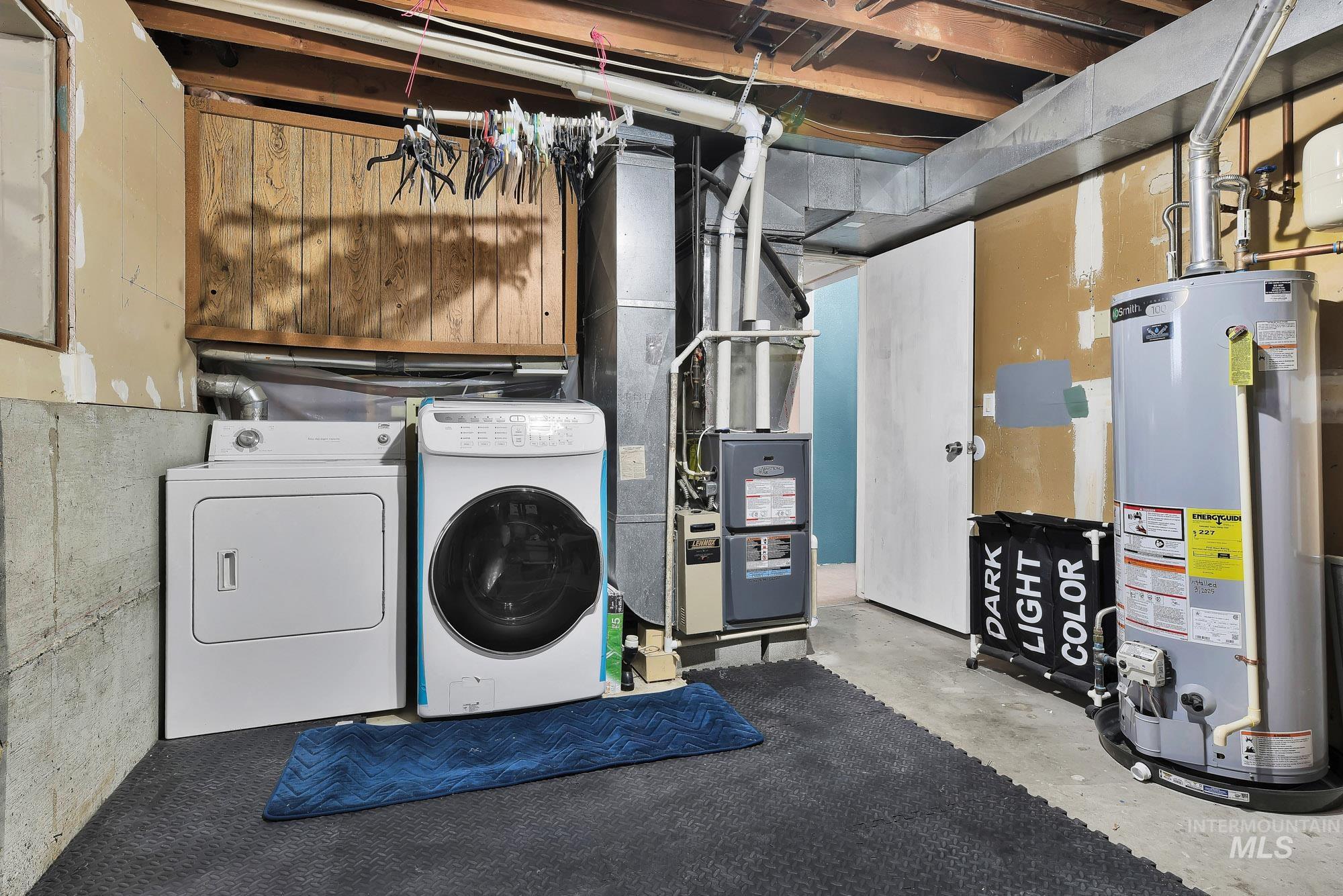 1000 Sweetwood Cir, Nampa, Idaho 83651, 5 Bedrooms, 2 Bathrooms, Residential For Sale, Price $399,900,MLS 98978307