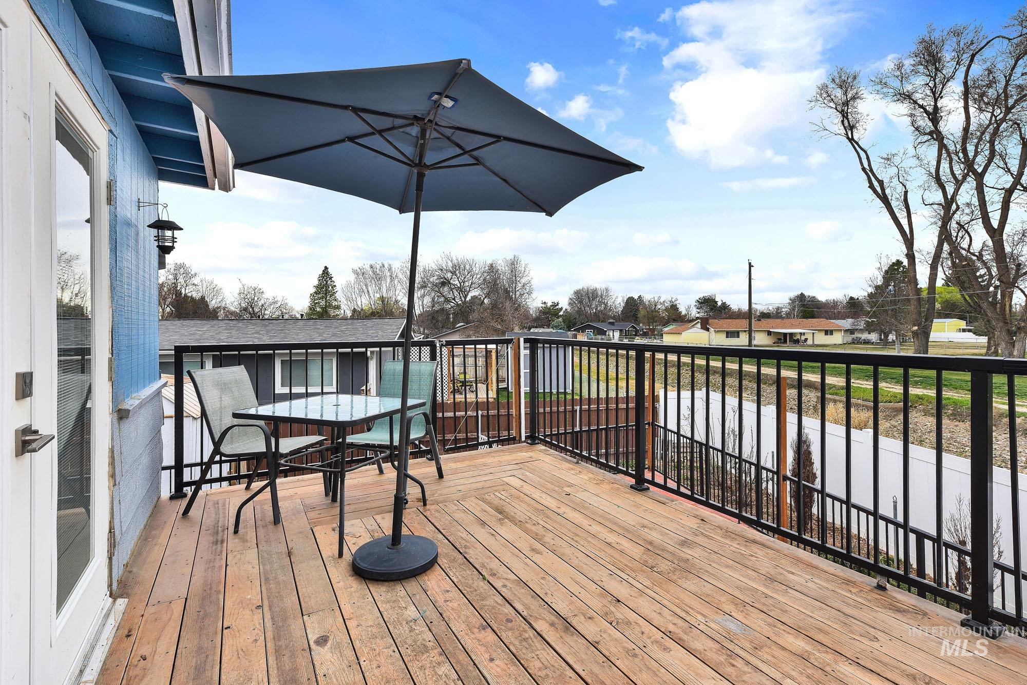 1000 Sweetwood Cir, Nampa, Idaho 83651, 5 Bedrooms, 2 Bathrooms, Residential For Sale, Price $399,900,MLS 98978307