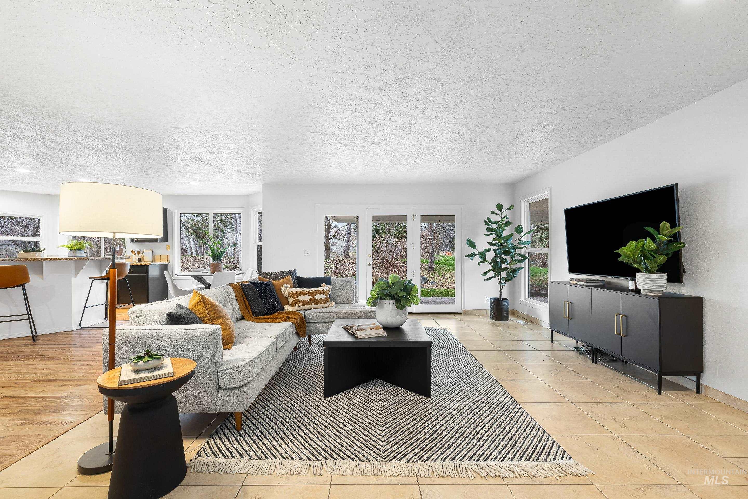 3201 E Rivernest Lane, Boise, Idaho 83706, 4 Bedrooms, 3 Bathrooms, Residential For Sale, Price $1,200,000,MLS 98978309