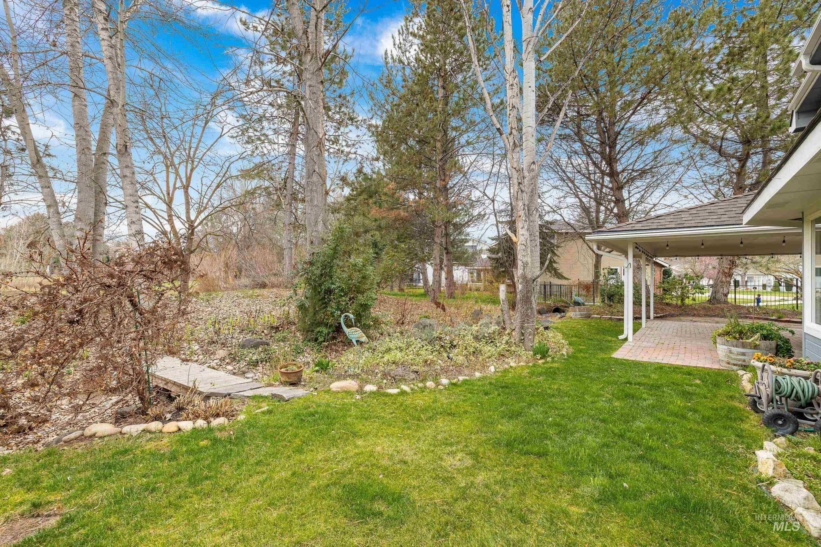 3201 E Rivernest Lane, Boise, Idaho 83706, 4 Bedrooms, 3 Bathrooms, Residential For Sale, Price $1,200,000,MLS 98978309