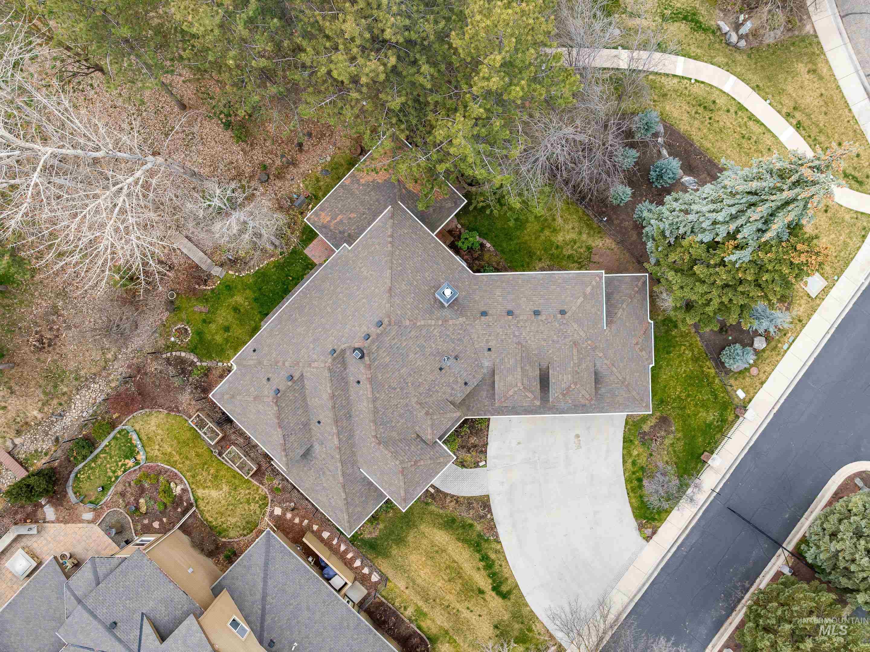 3201 E Rivernest Lane, Boise, Idaho 83706, 4 Bedrooms, 3 Bathrooms, Residential For Sale, Price $1,200,000,MLS 98978309